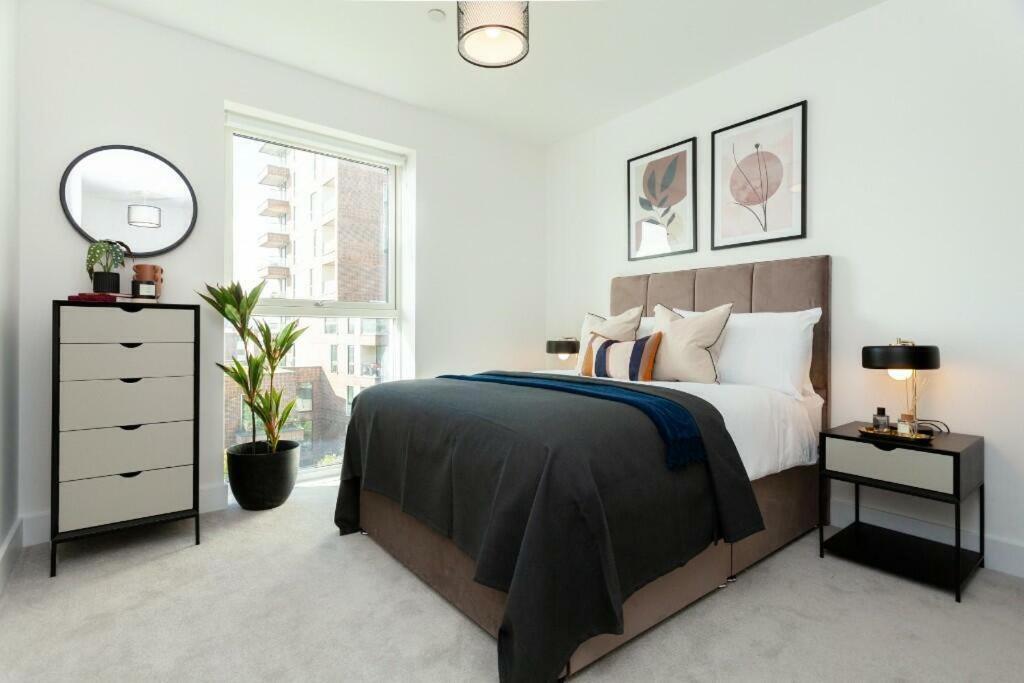 Lejlighed 1br Gem In Shared Near O2 Arena & Excel With Patio, Private Bath, Free Parking & Garden