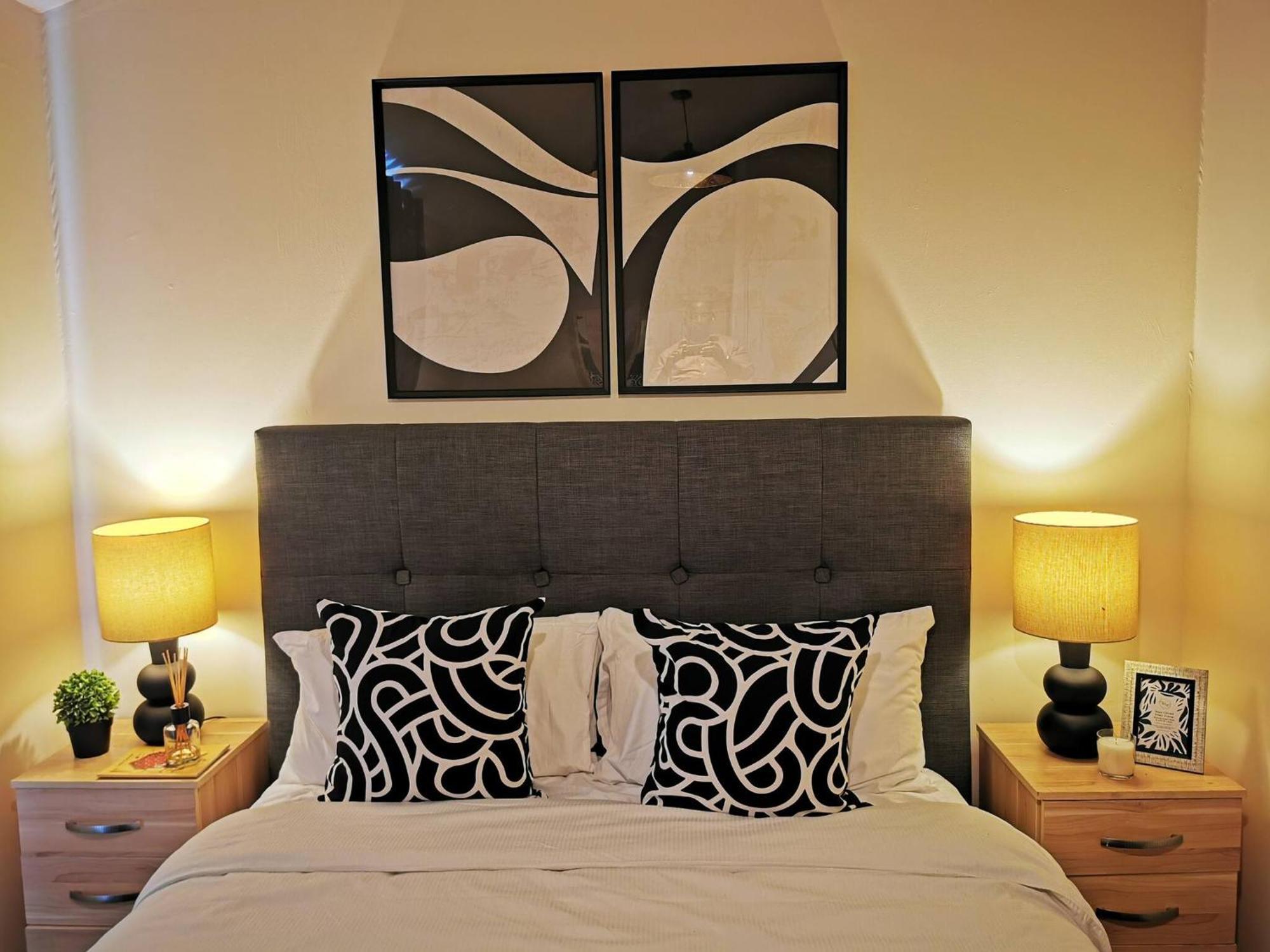 Cozy Near O2 Arena Holiday home