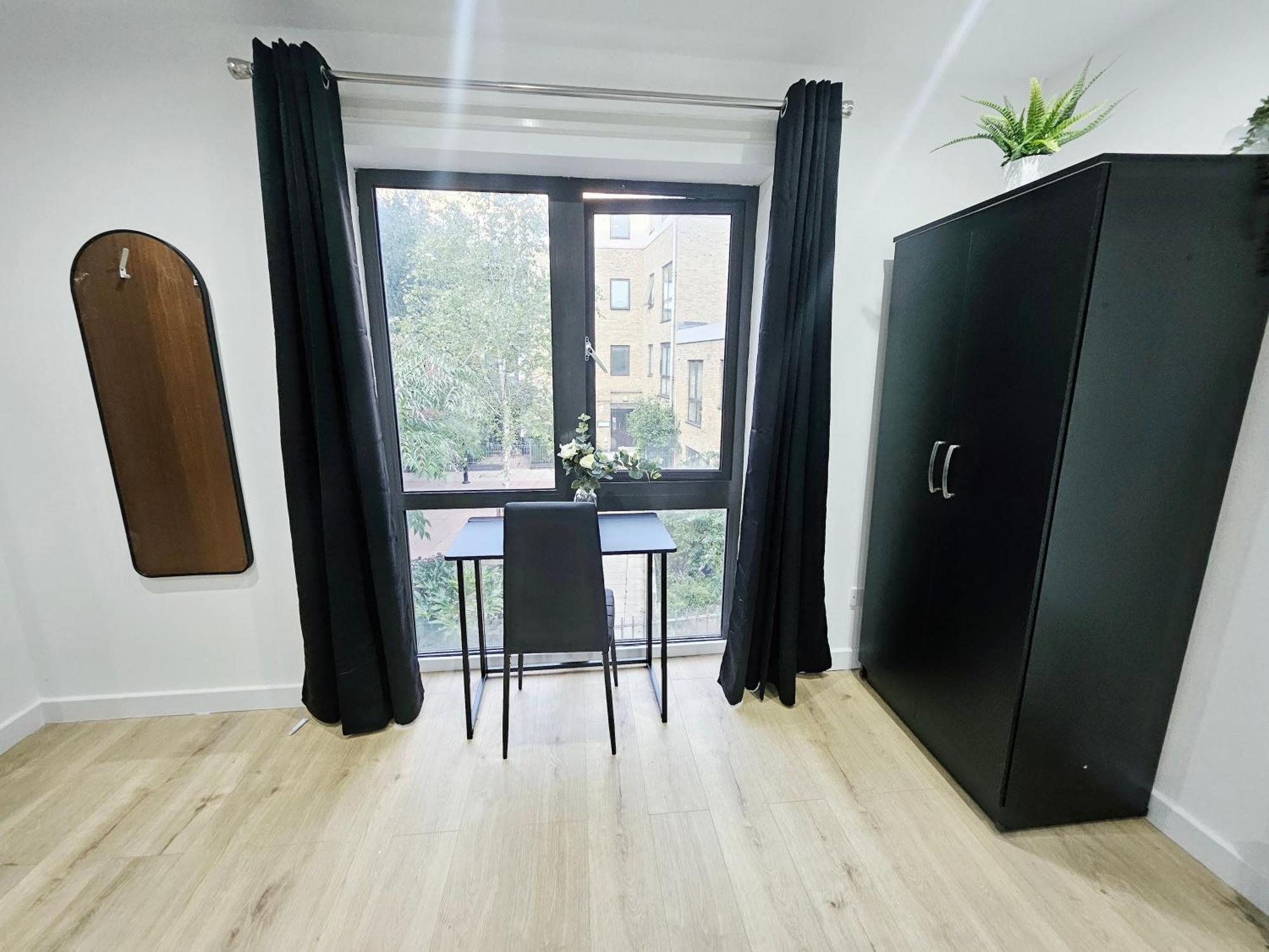 Gdy2 - The Dragon Apartment *