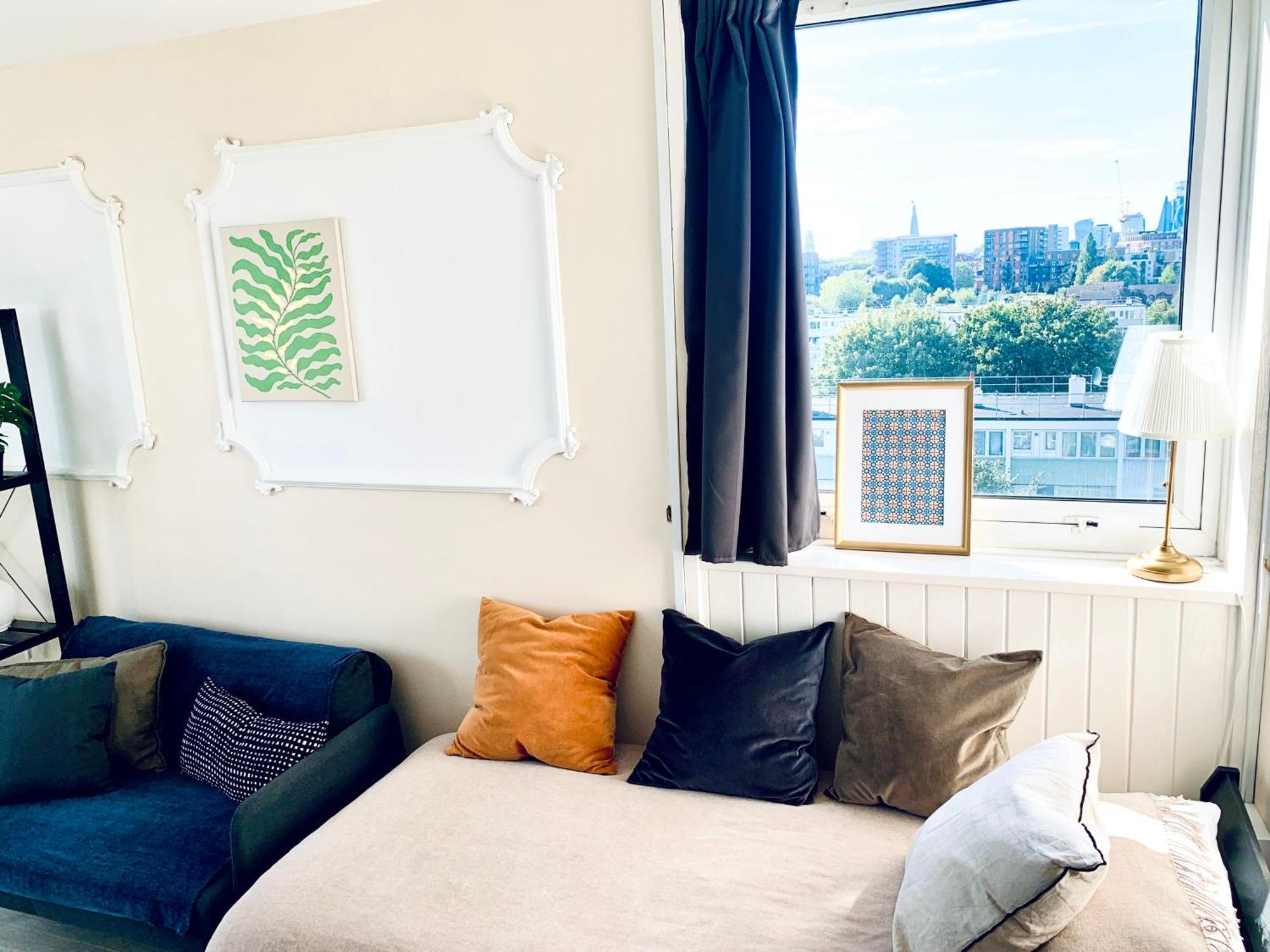 Poplar - Sleep 4-5 - Ideal For Business Travellers & Contractors - Near Canary Wharf And Dlr Station - Parking Tickets Available On Request Lägenhet *