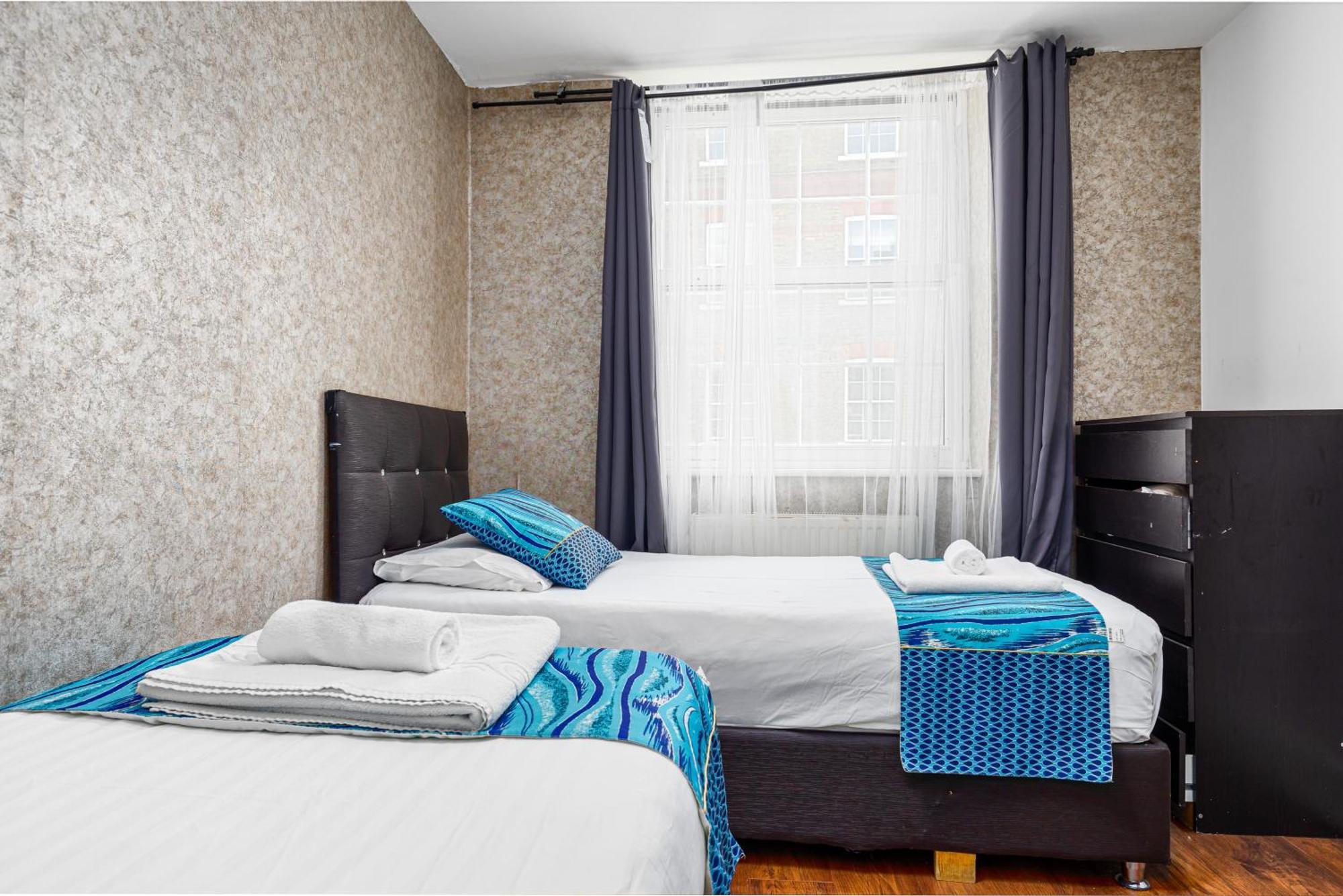 Aldgate Flats * London