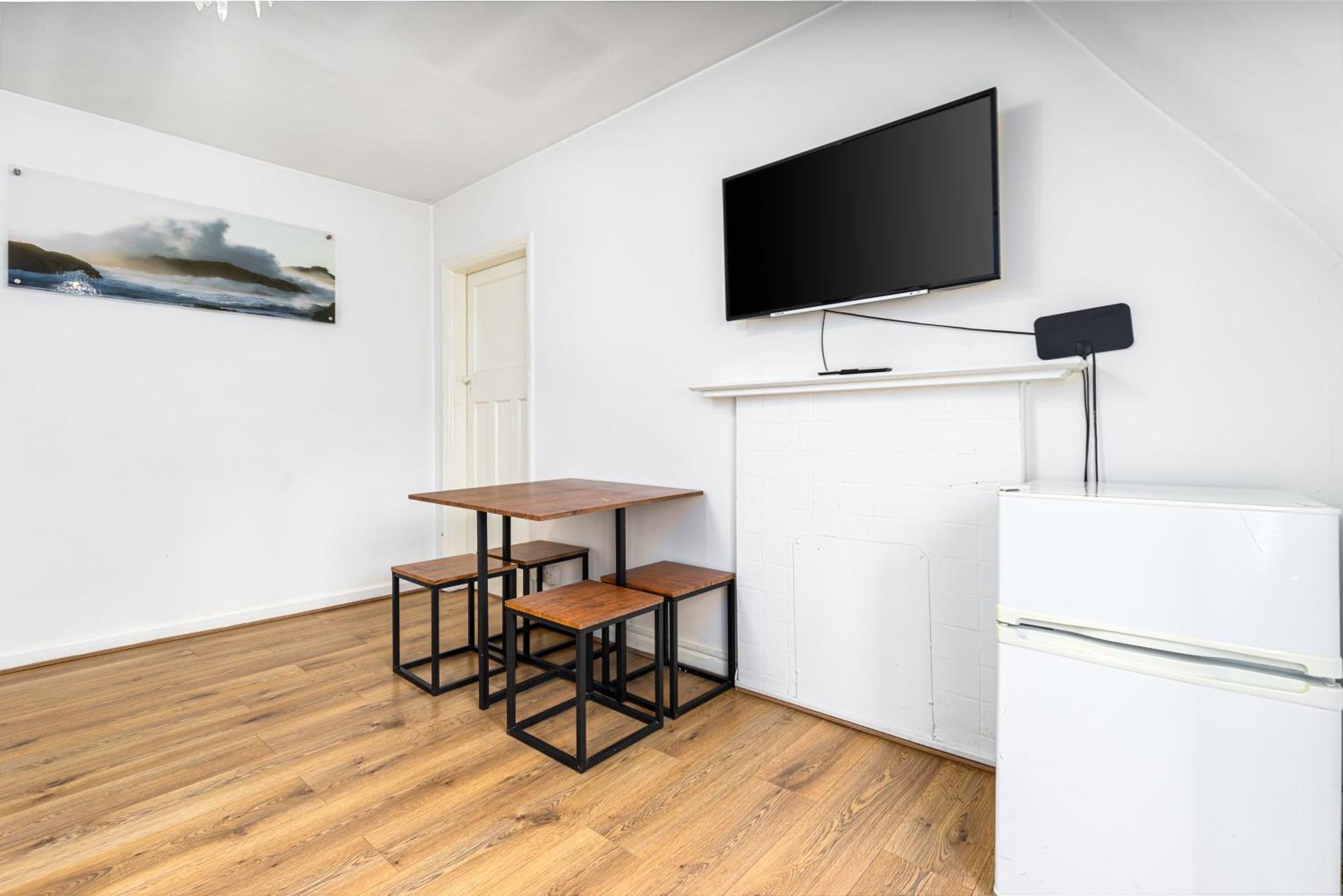 Apartment Aldgate Flats *