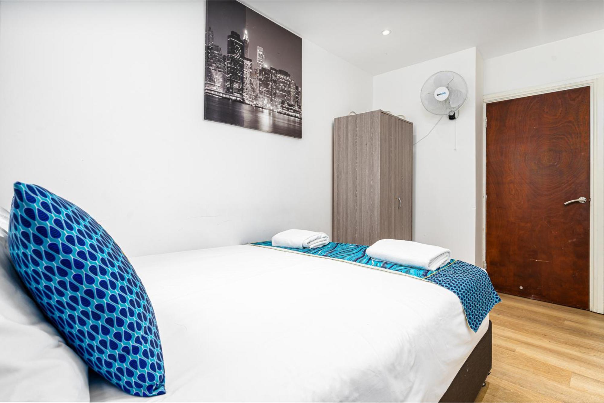 Apartment Aldgate Flats *