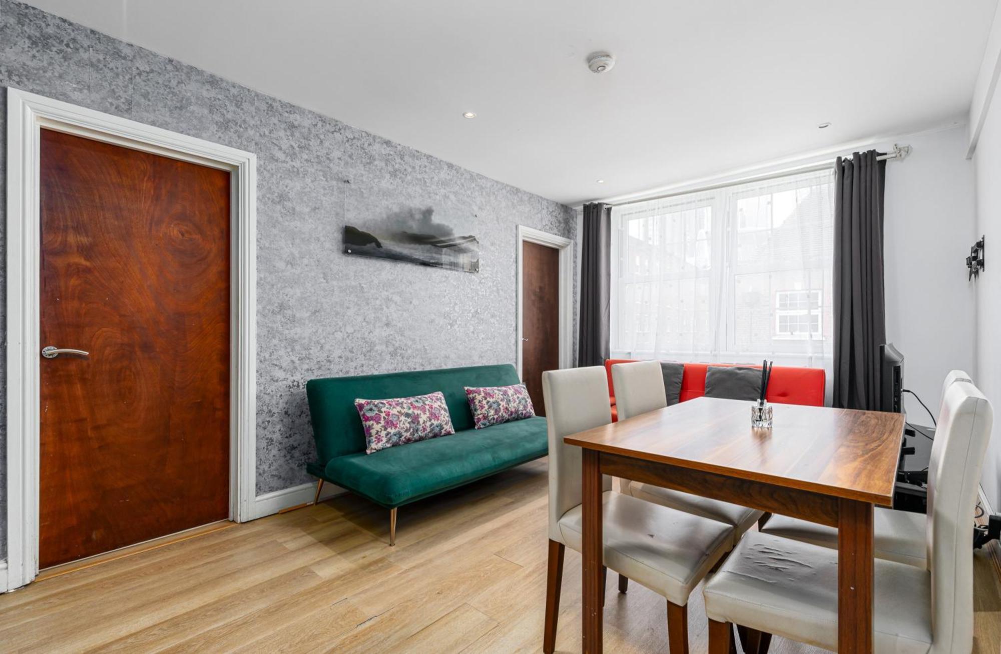 Apartment Aldgate Flats *