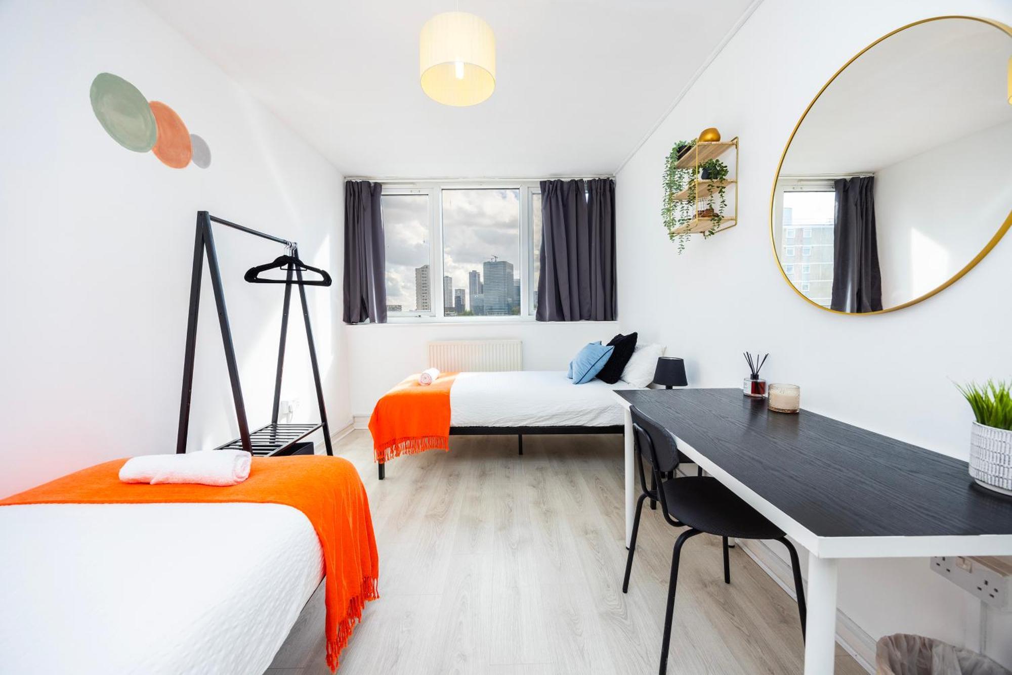 Lägenhet Poplar - Sleep 4-5 - Ideal For Business Travellers & Contractors - Near Canary Wharf And Dlr Station - Parking Tickets Available On Request London