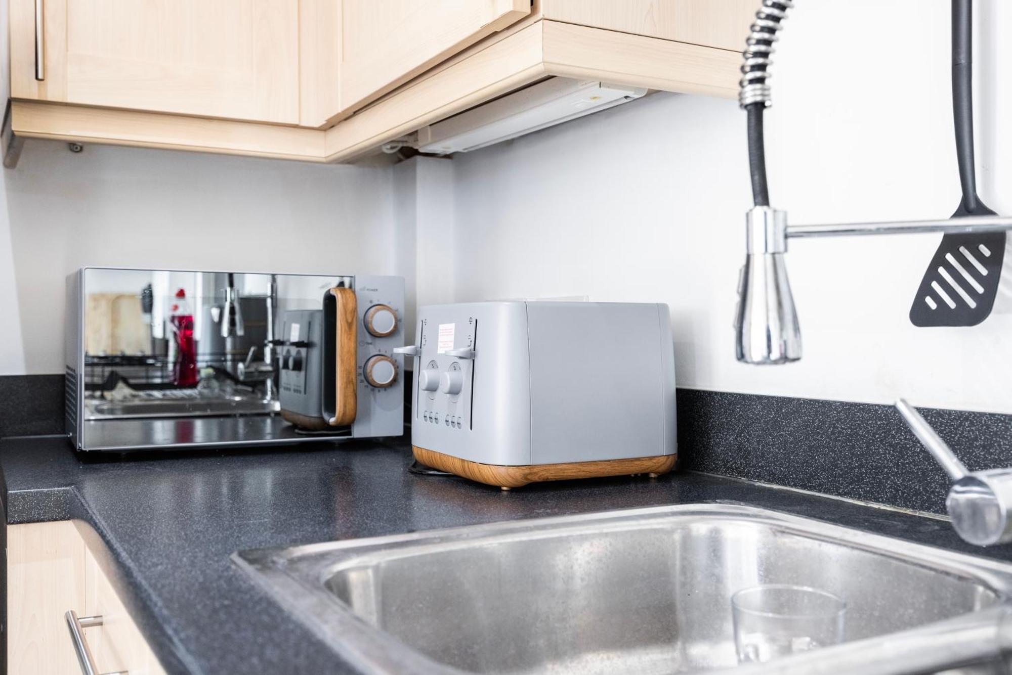 Modern 2 Bed Flat In Greenwich Apartment