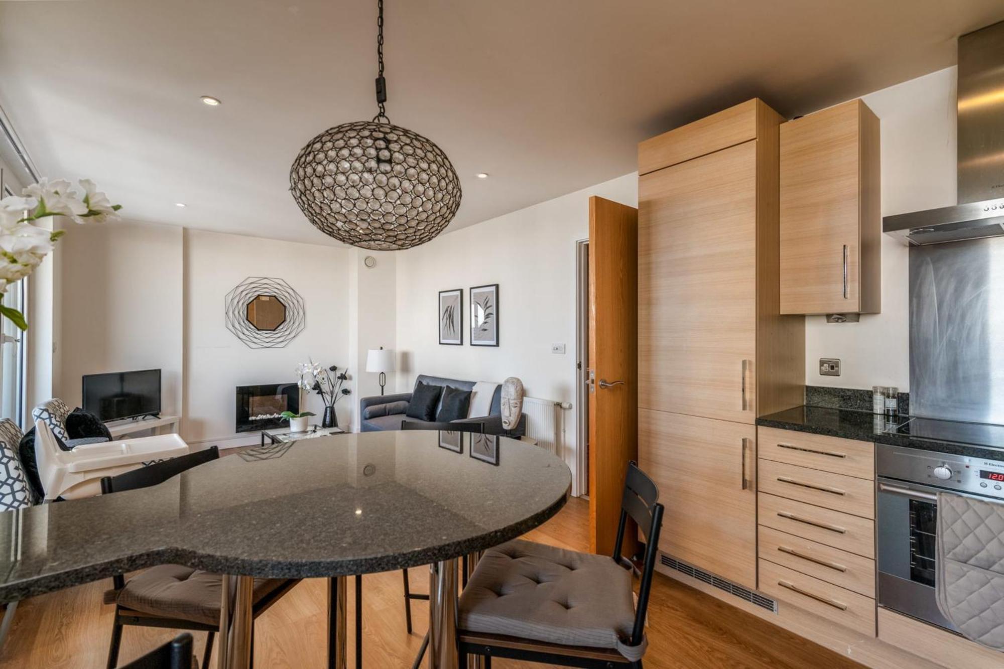 Modern Comfort Stratford 3br Duplex Lejlighed London