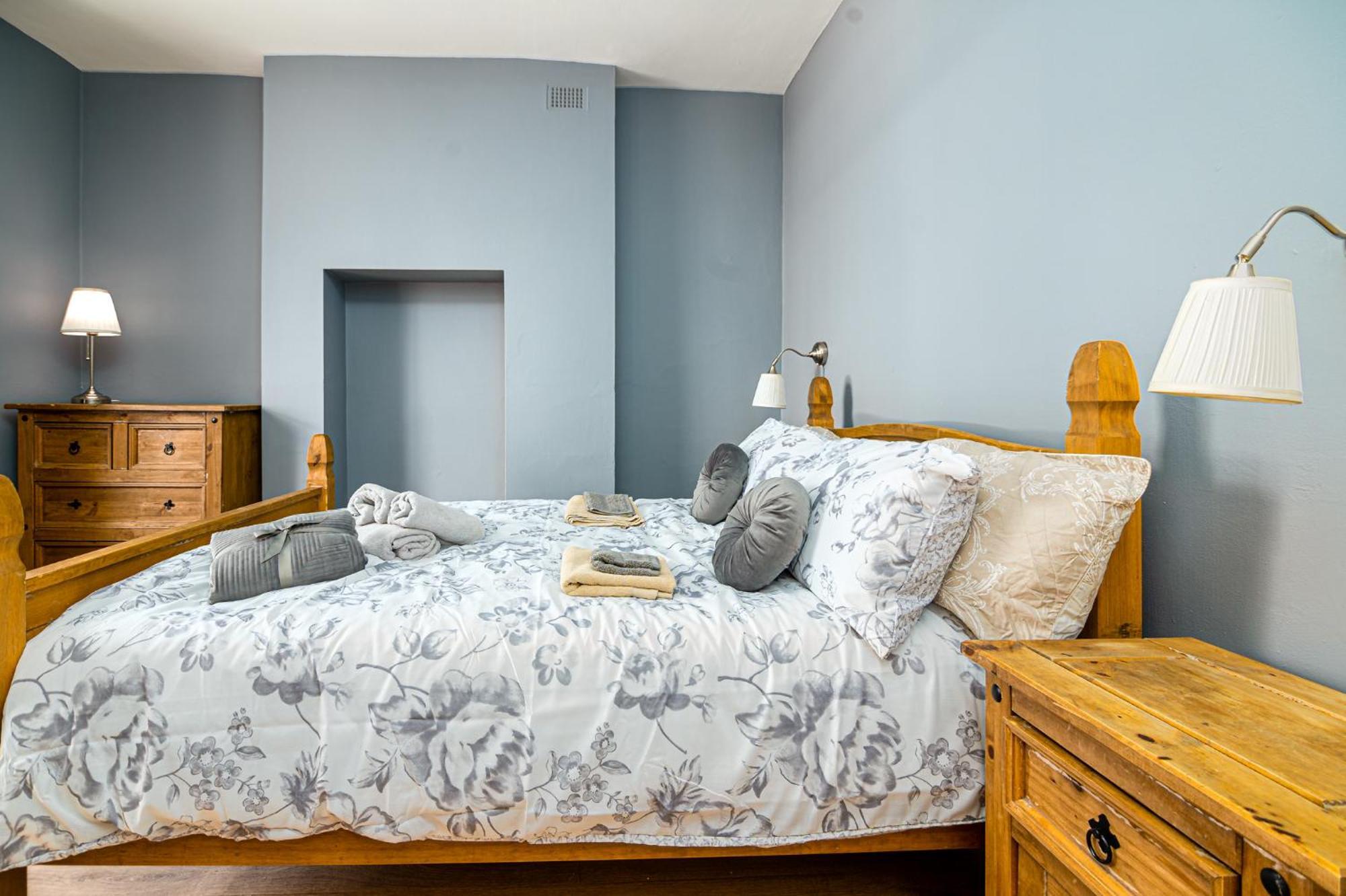 Beautiful House New Refurbished Gæstehus London