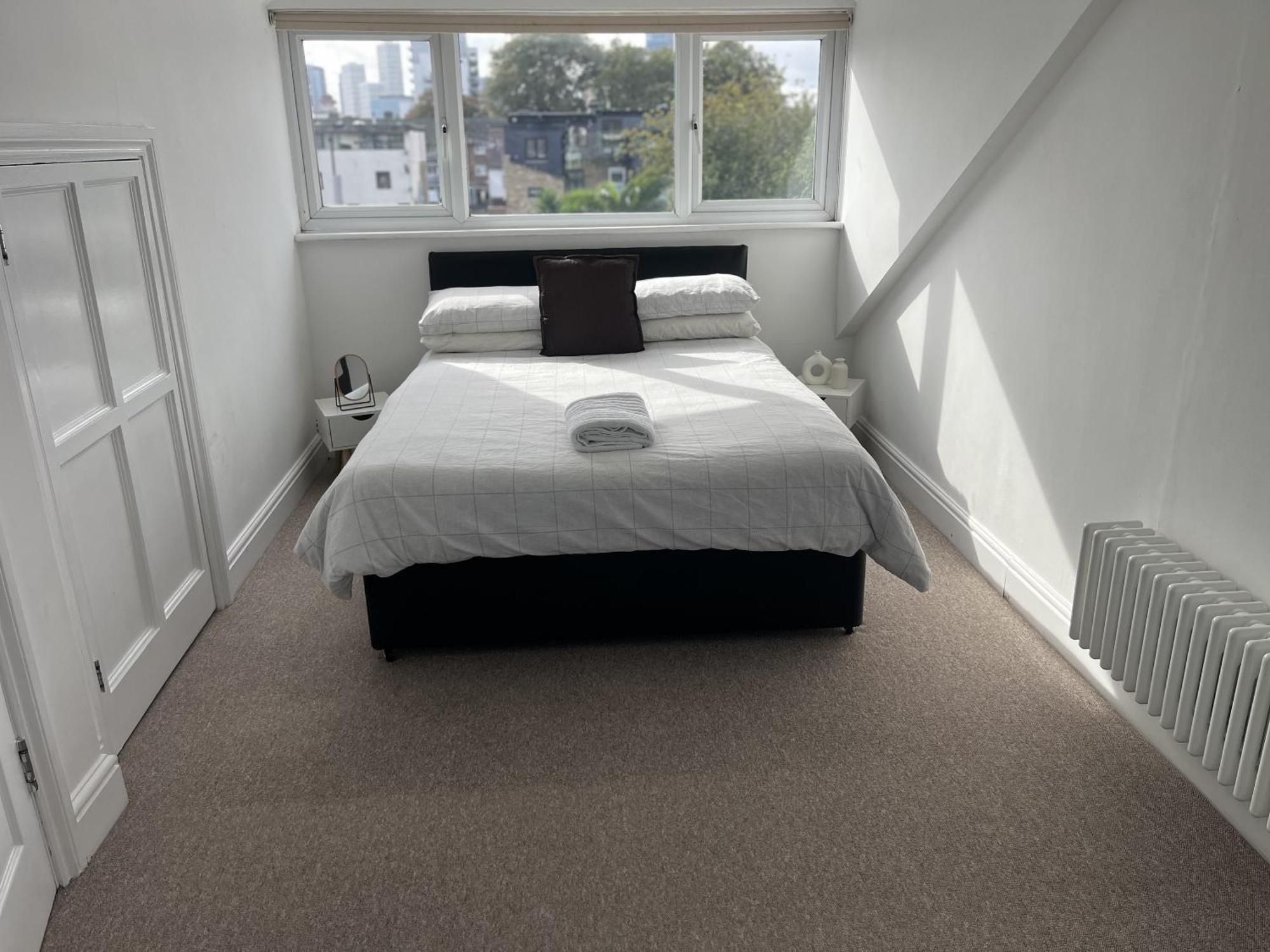Reach Retreat Spacious 4bed House Startford Maryland Great Transport Links London