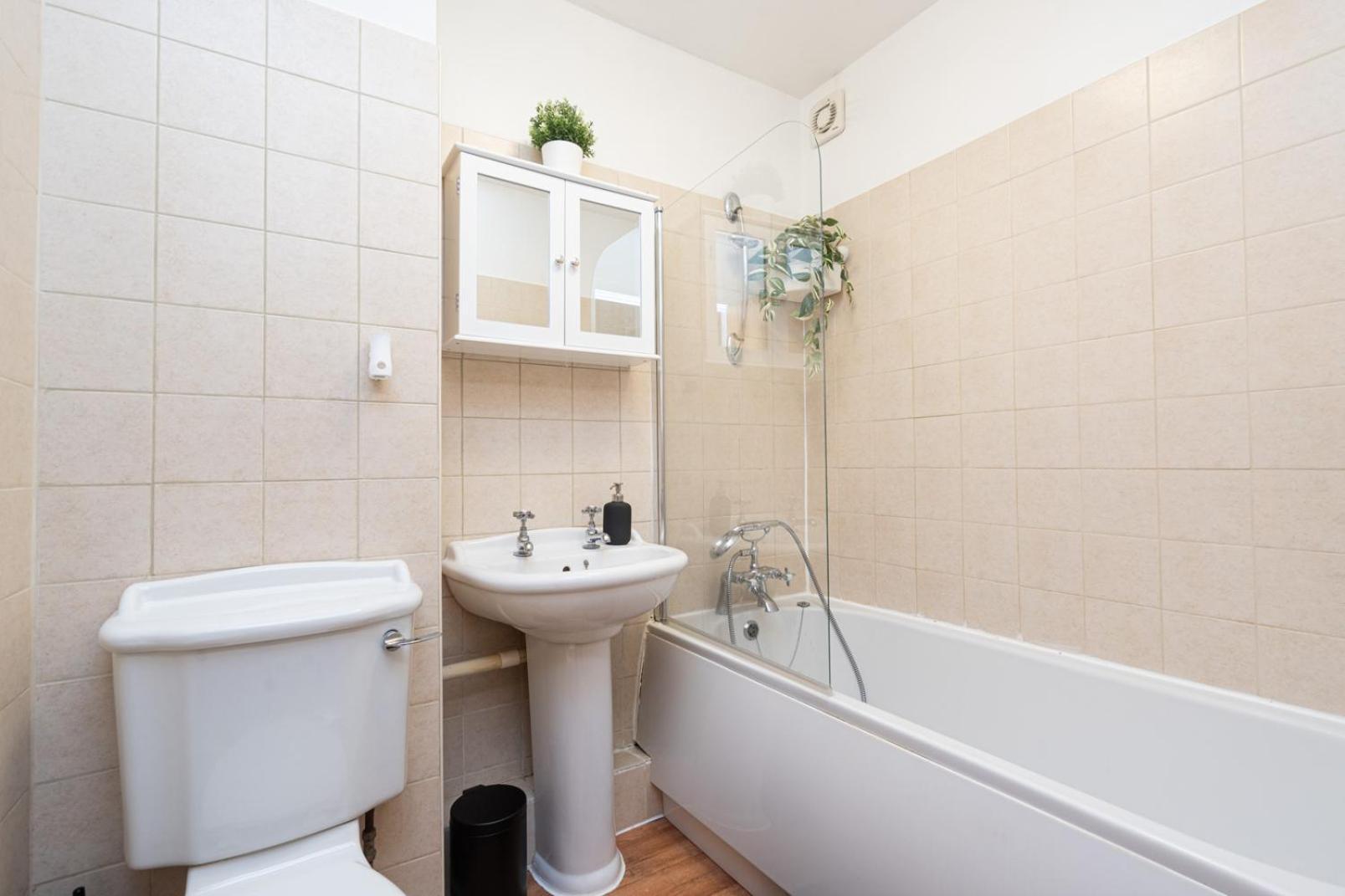 In Elephant & Castle With Parking Appartement Londen