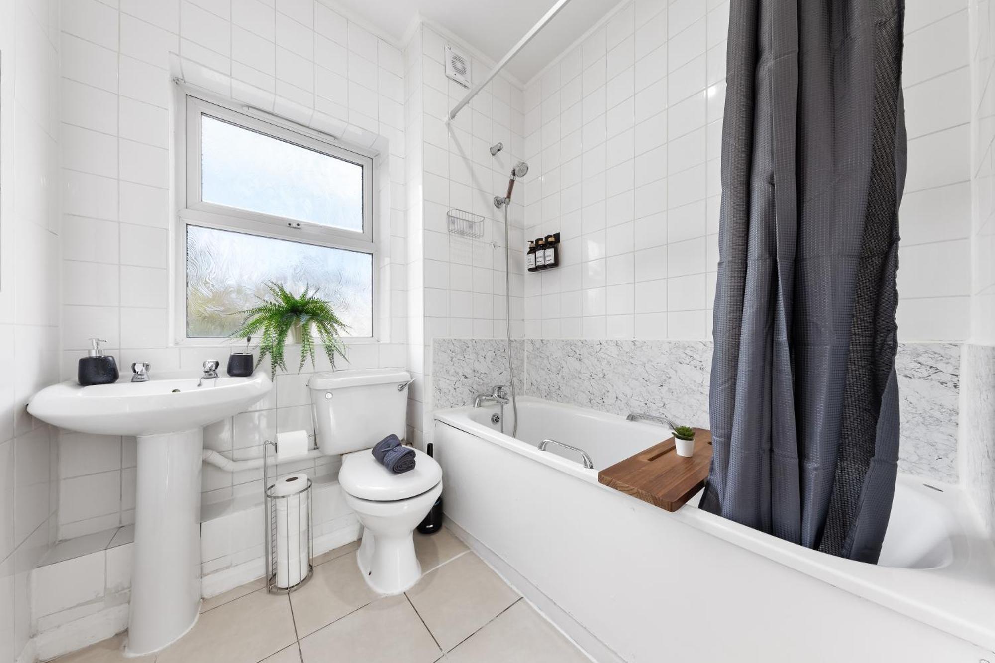 Cozylease 3-bed Canary Wharf Retreat,near Lcy Vakantiehuis Londen