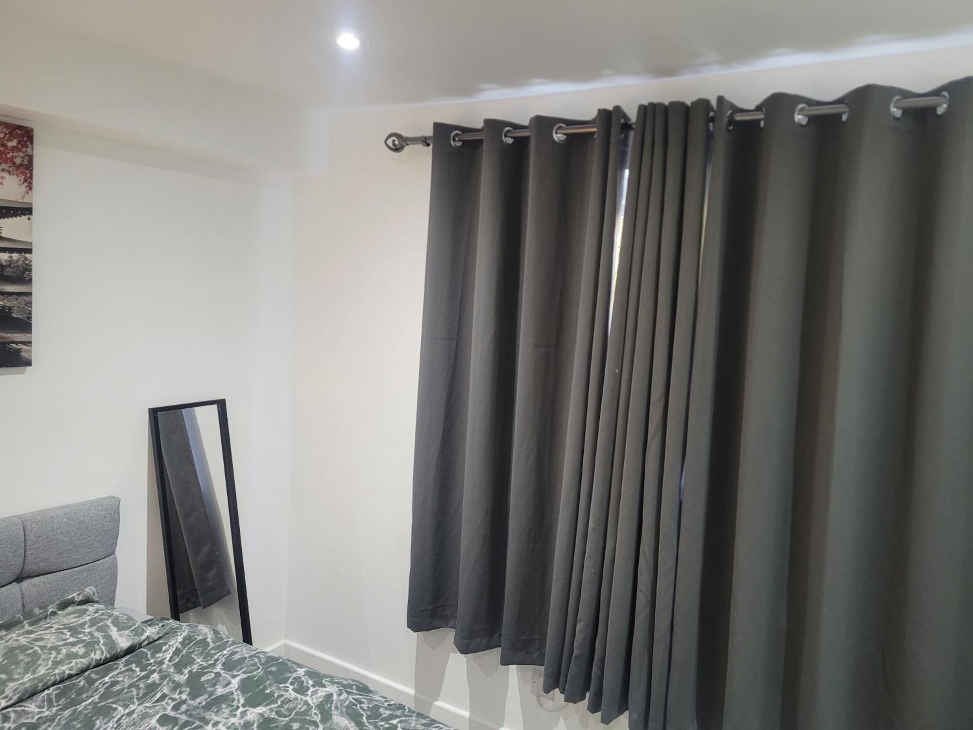 Private Rm In A 2 Bed Near 4 Train Stations Privatunterkunft