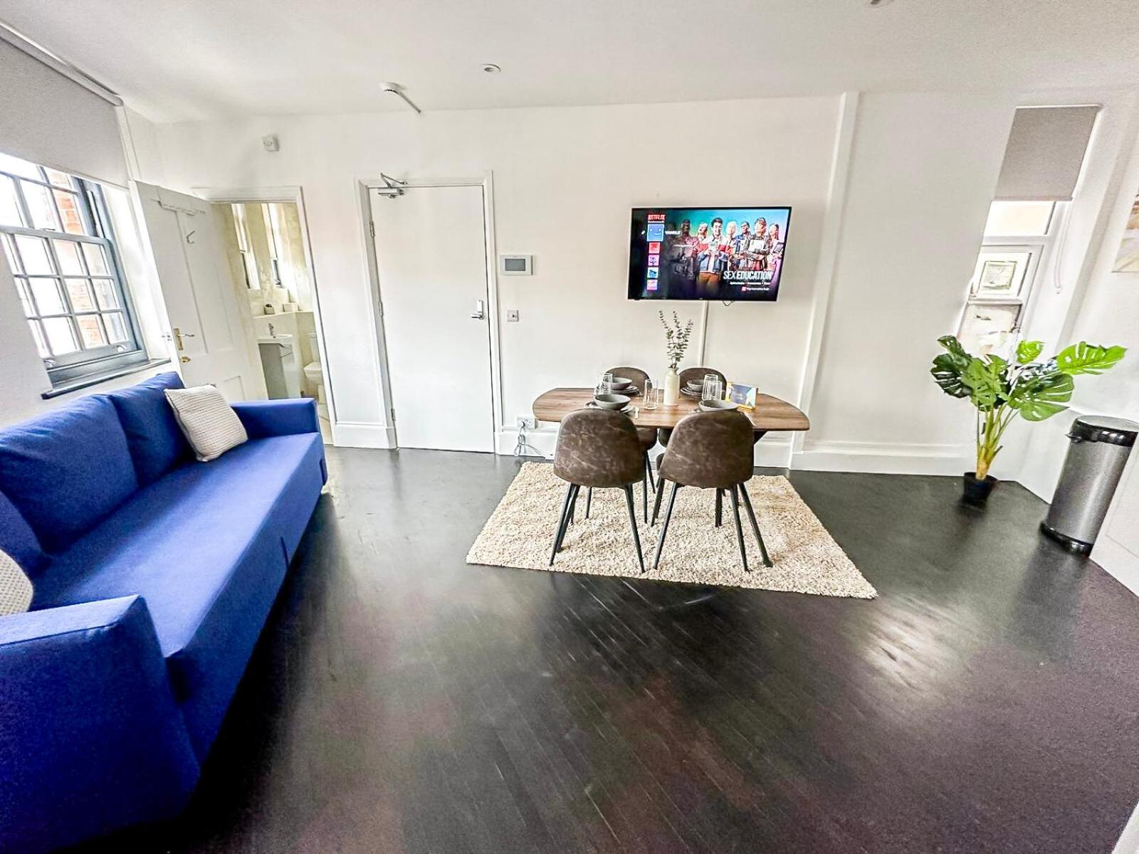 1-bedroom In Shoreditch, Old Street, Hoxton Apartment