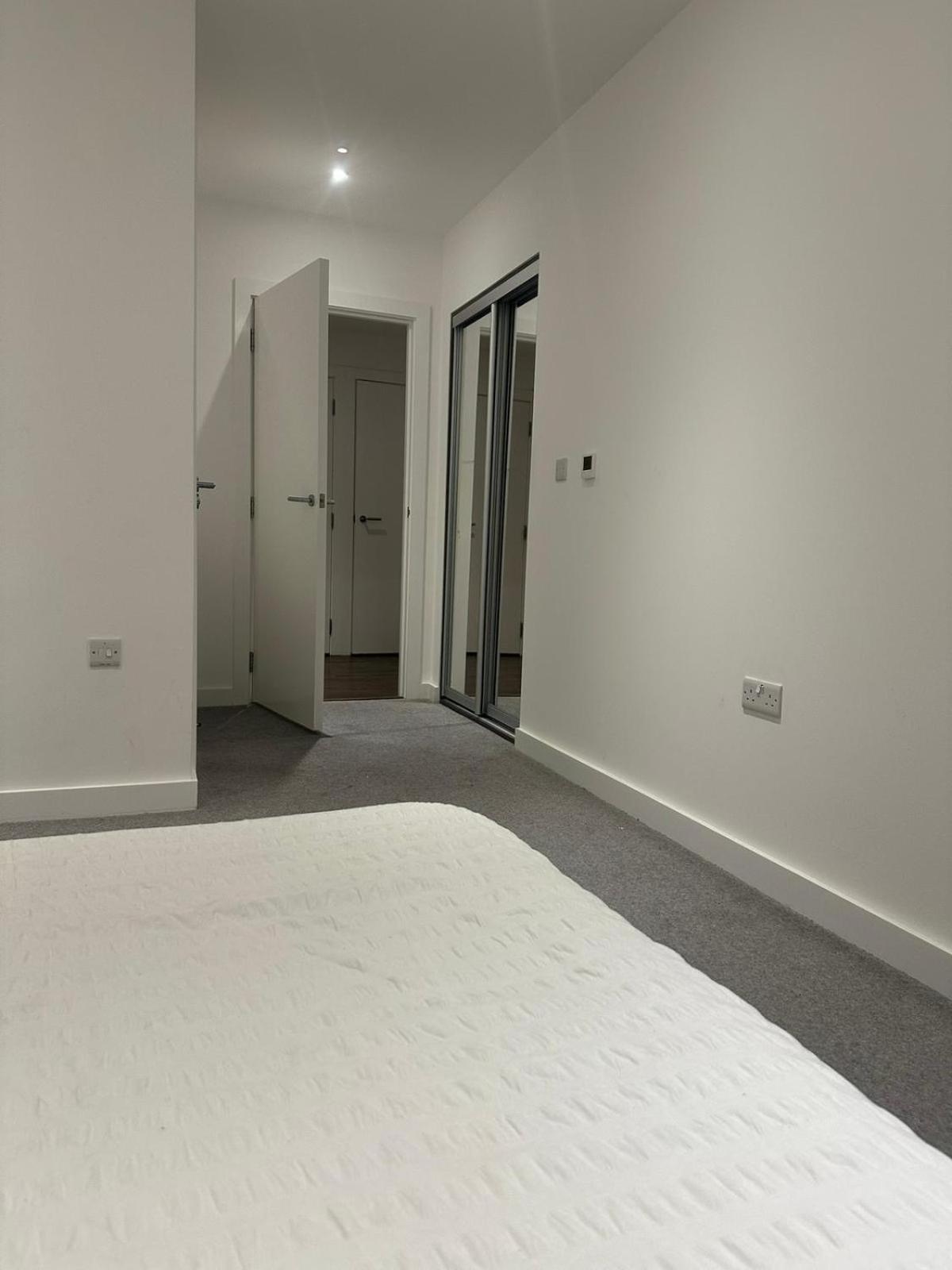 A Beautiful Two Bedroom Two Bathroom Apartment, A Few Minutes From The Iconic 02 Arena Appartamento