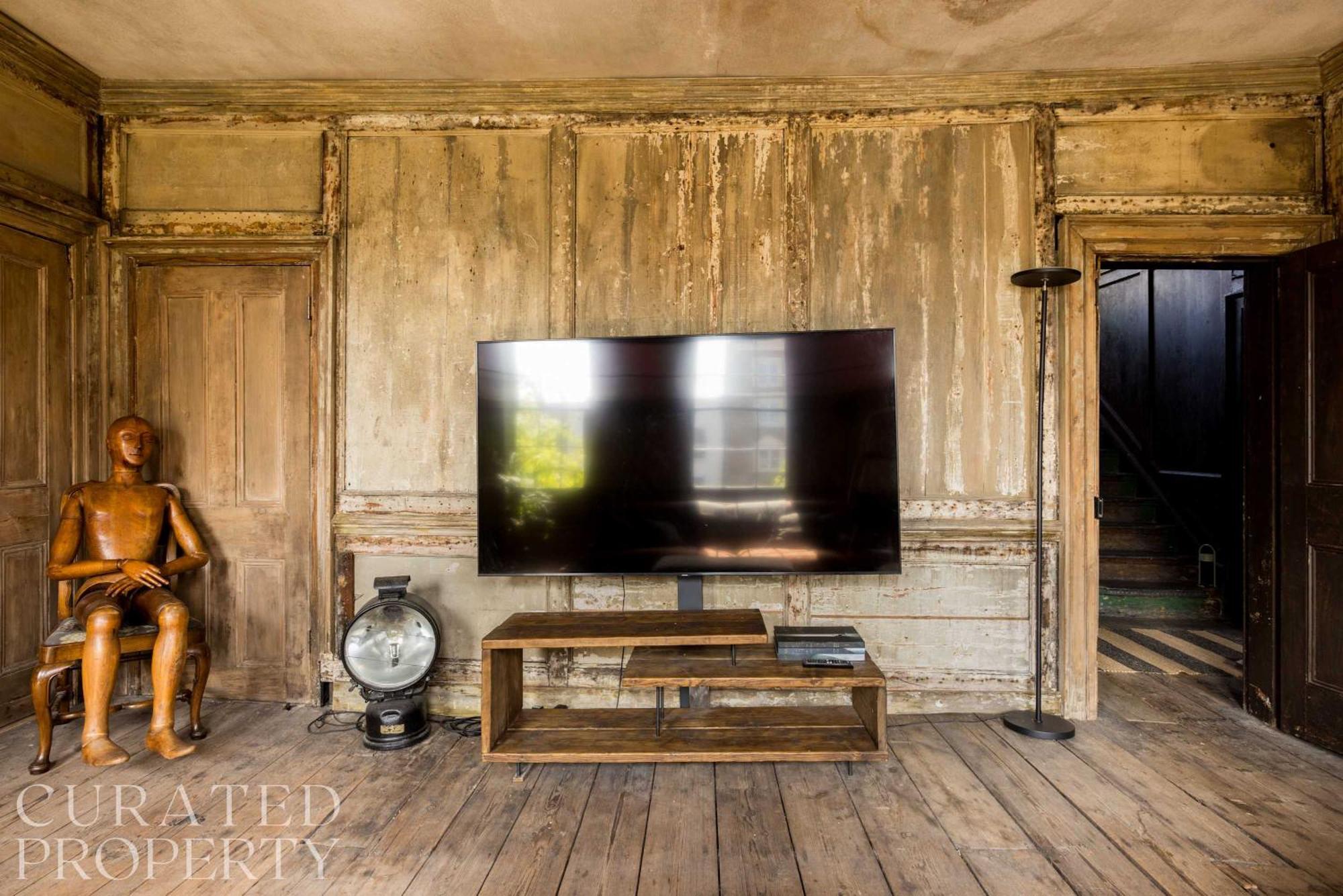 Extraordinary Grade Ii-listed Early Georgian Holiday home London