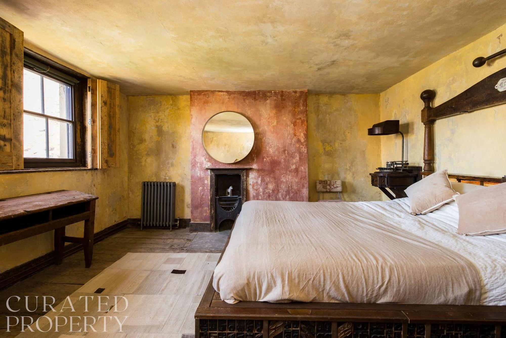 Extraordinary Grade Ii-listed Early Georgian * London