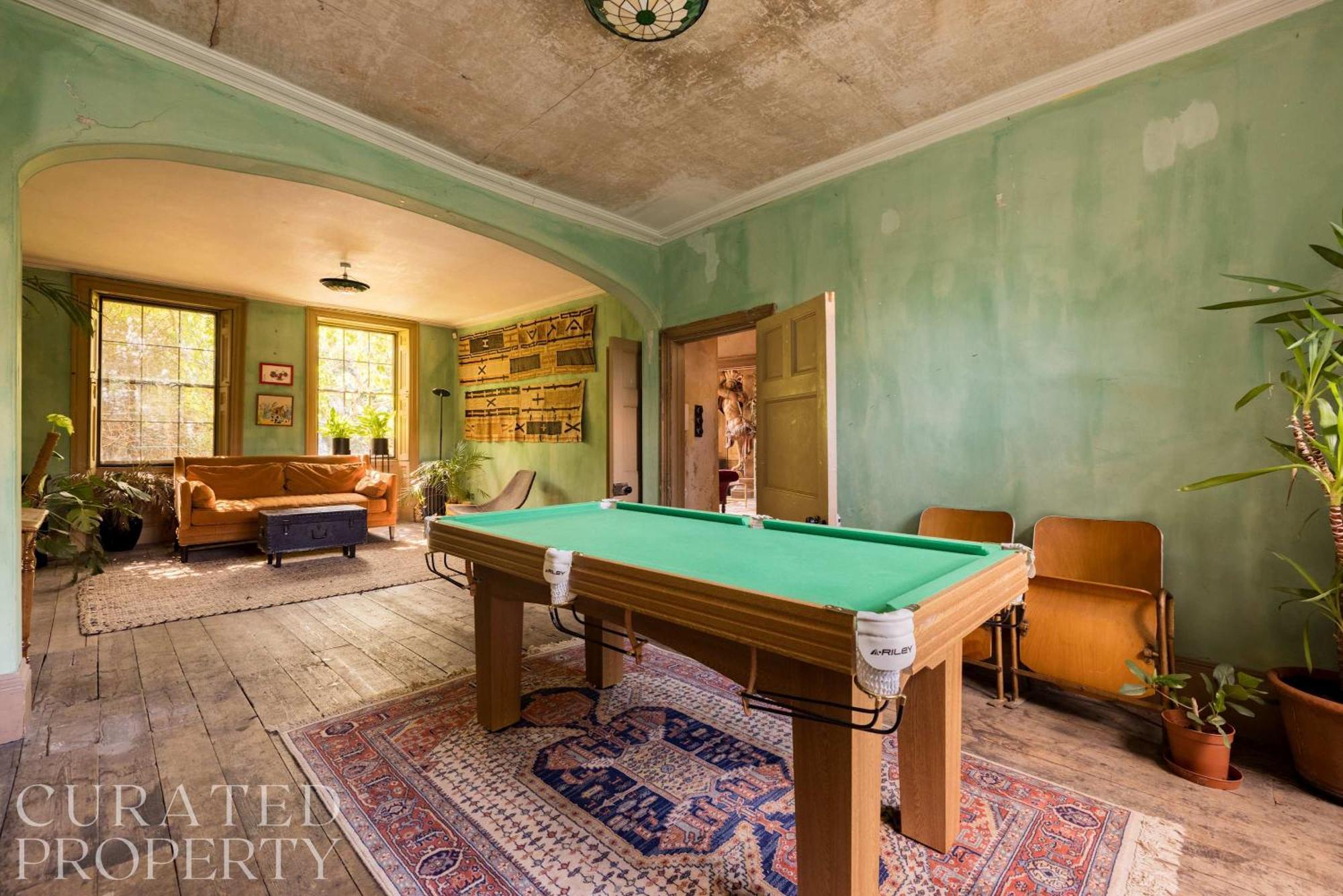 Extraordinary Grade Ii-listed Early Georgian Holiday home *