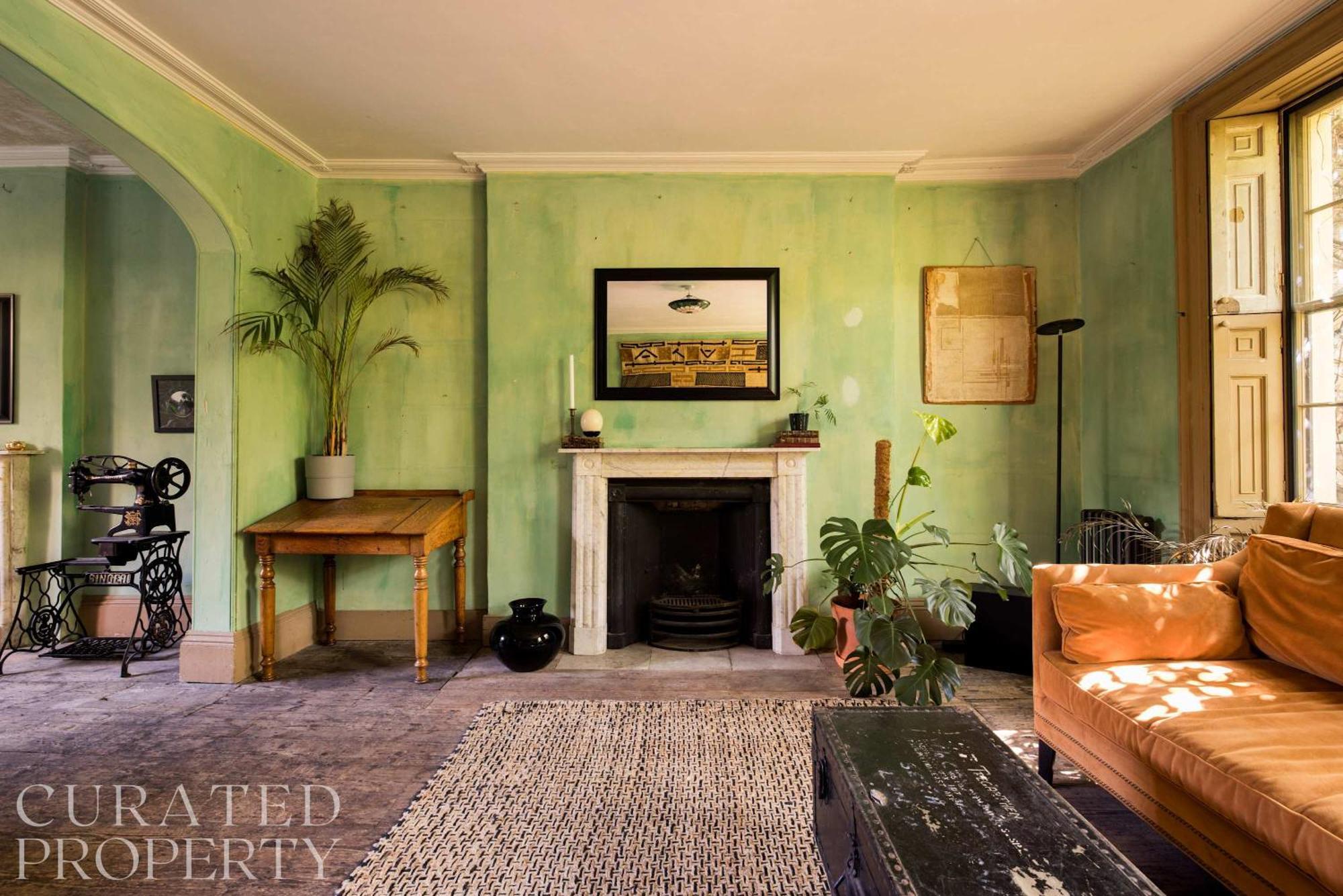 Extraordinary Grade Ii-listed Early Georgian Holiday home London