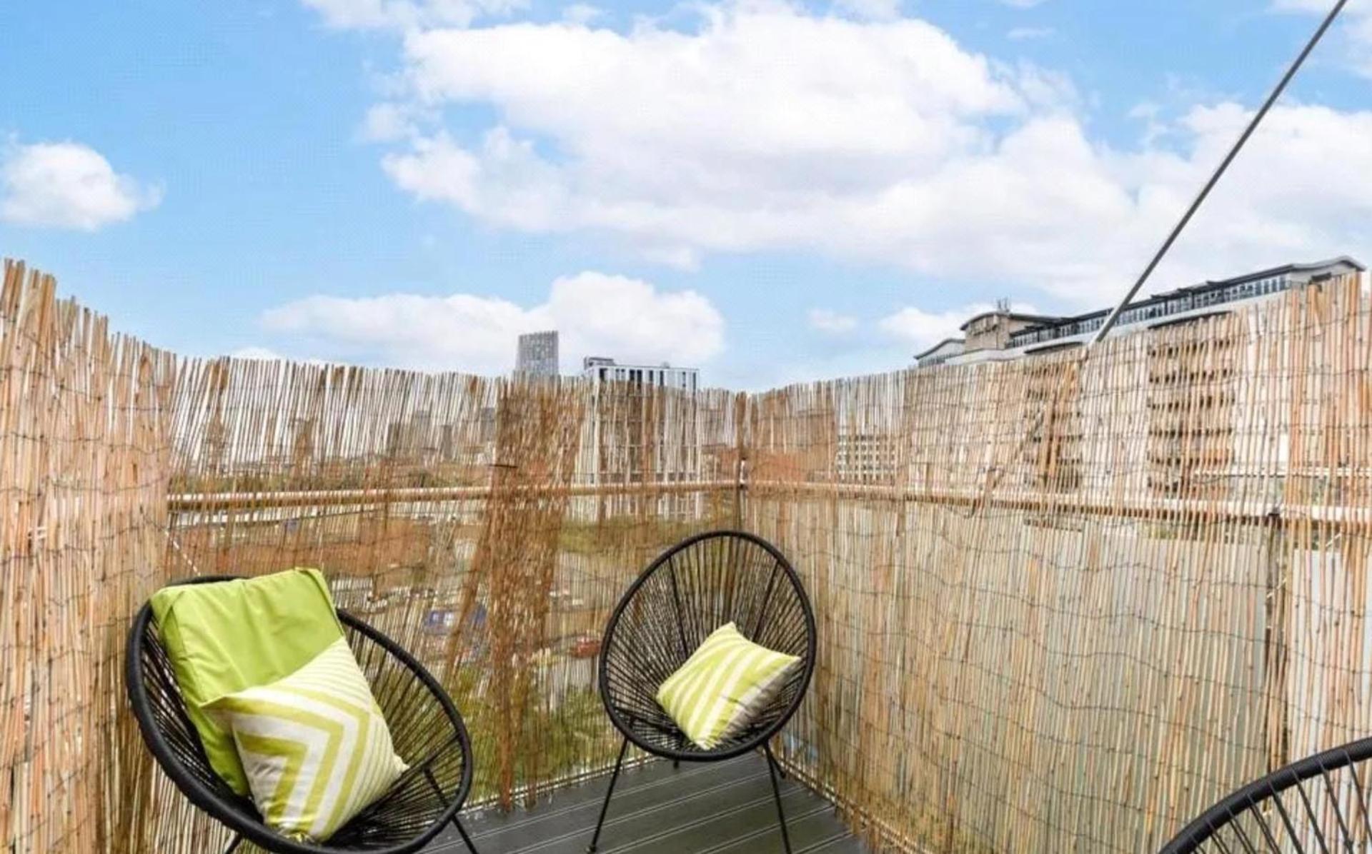 Londonaprt 1bed Balcony Gym Tv Wifi Lägenhet London