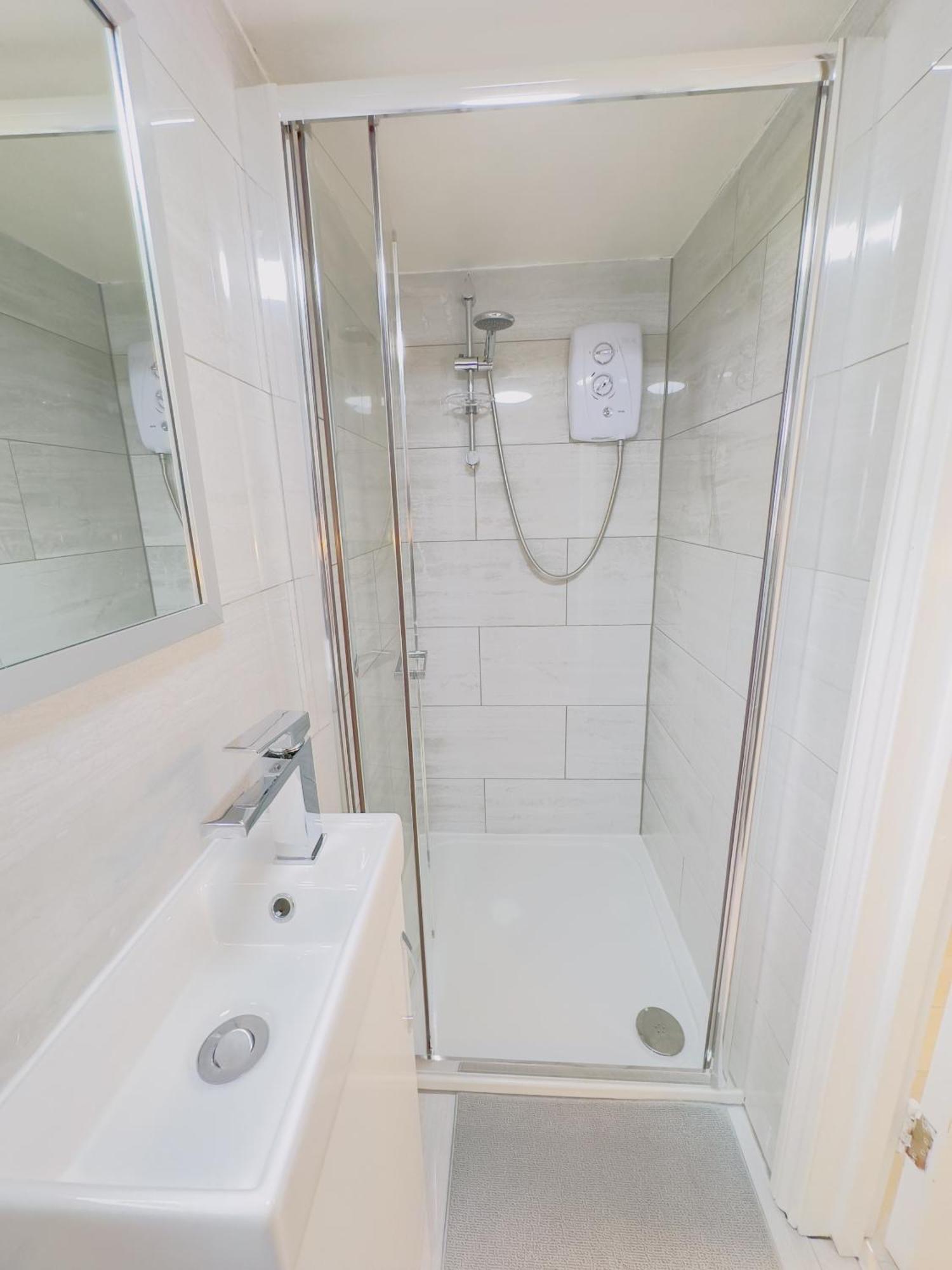 Leyton House - Sleepylodge London