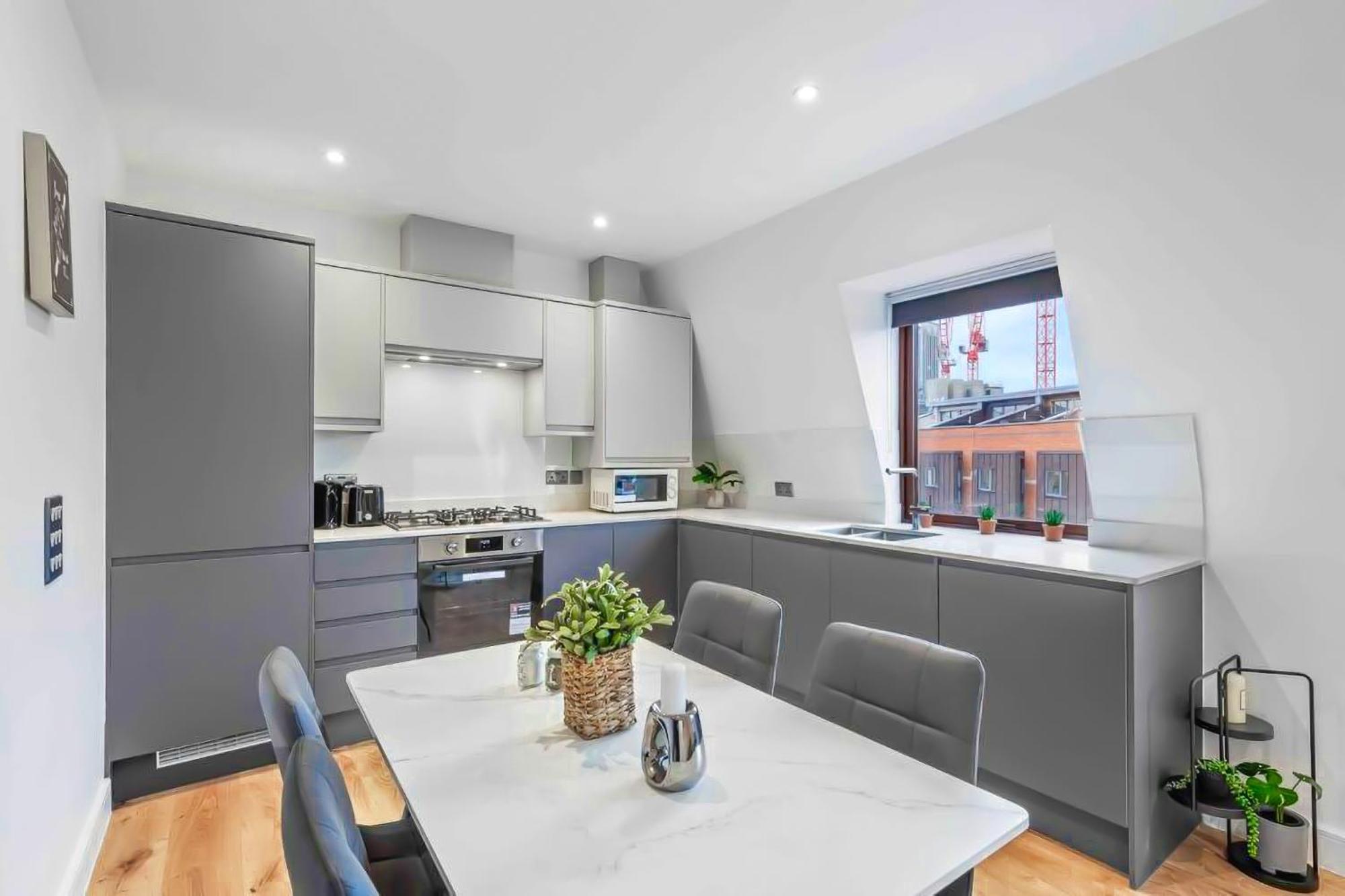 Serviced Apt In Central Lr3 Appartement