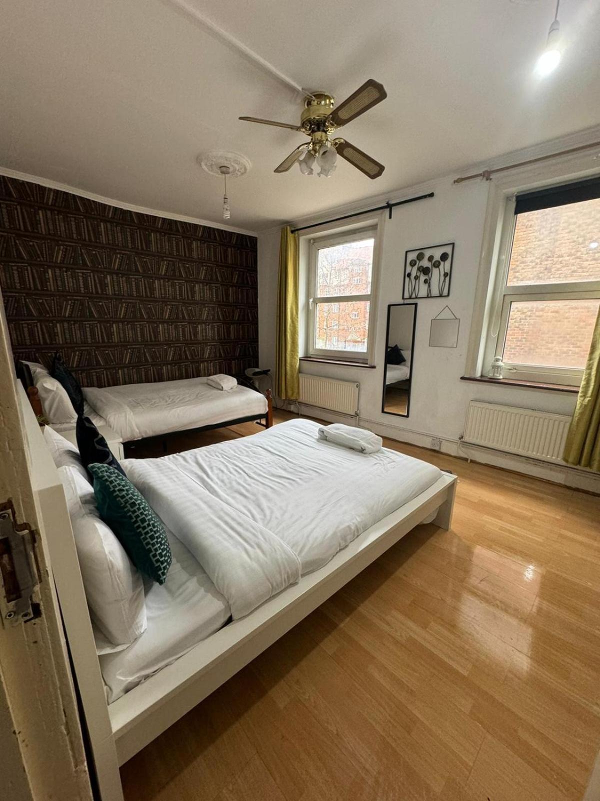 Twenty Five Bed & Breakfast London