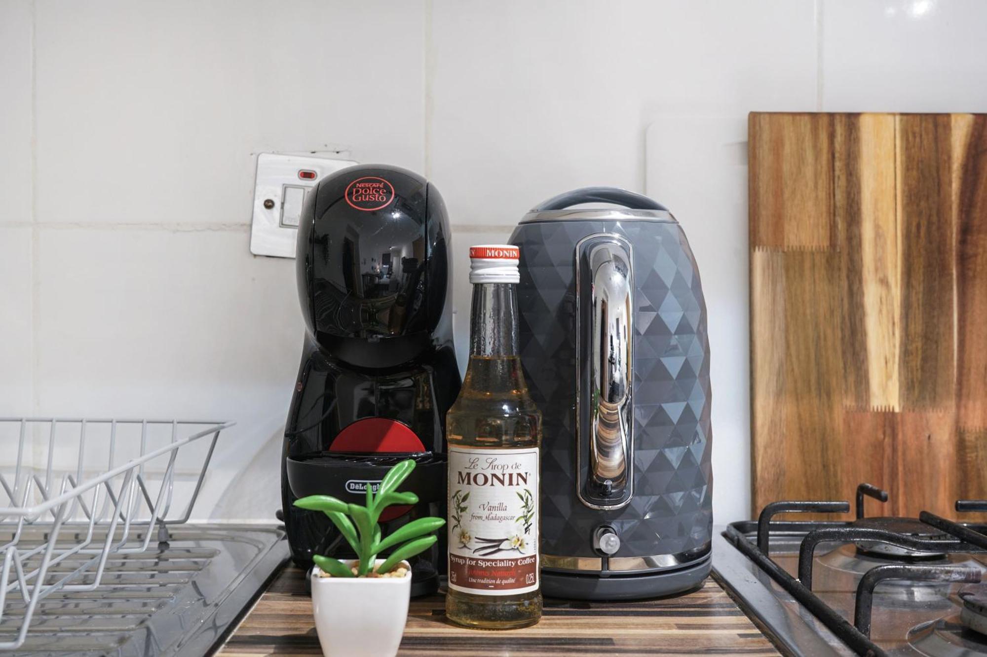 Appartement Affordable One Bedroom & In