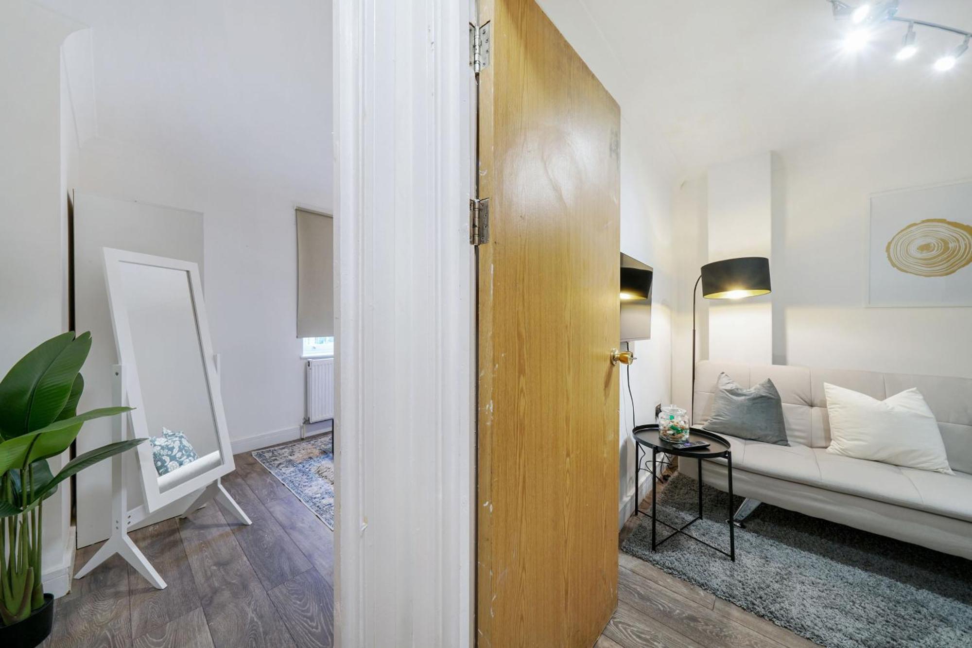 Affordable One Bedroom & In Appartement