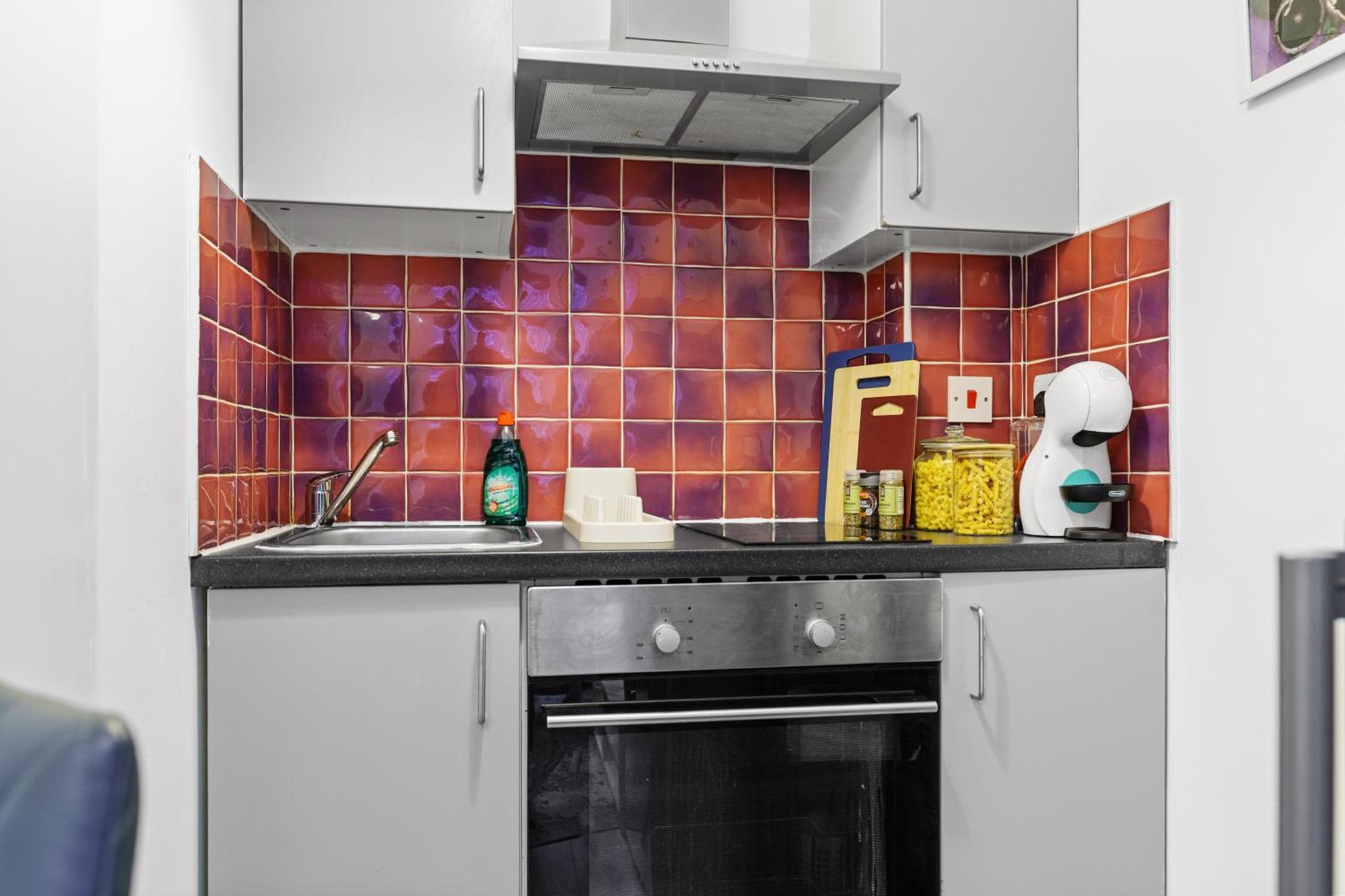 Appartement Affordable One Bedroom & In *