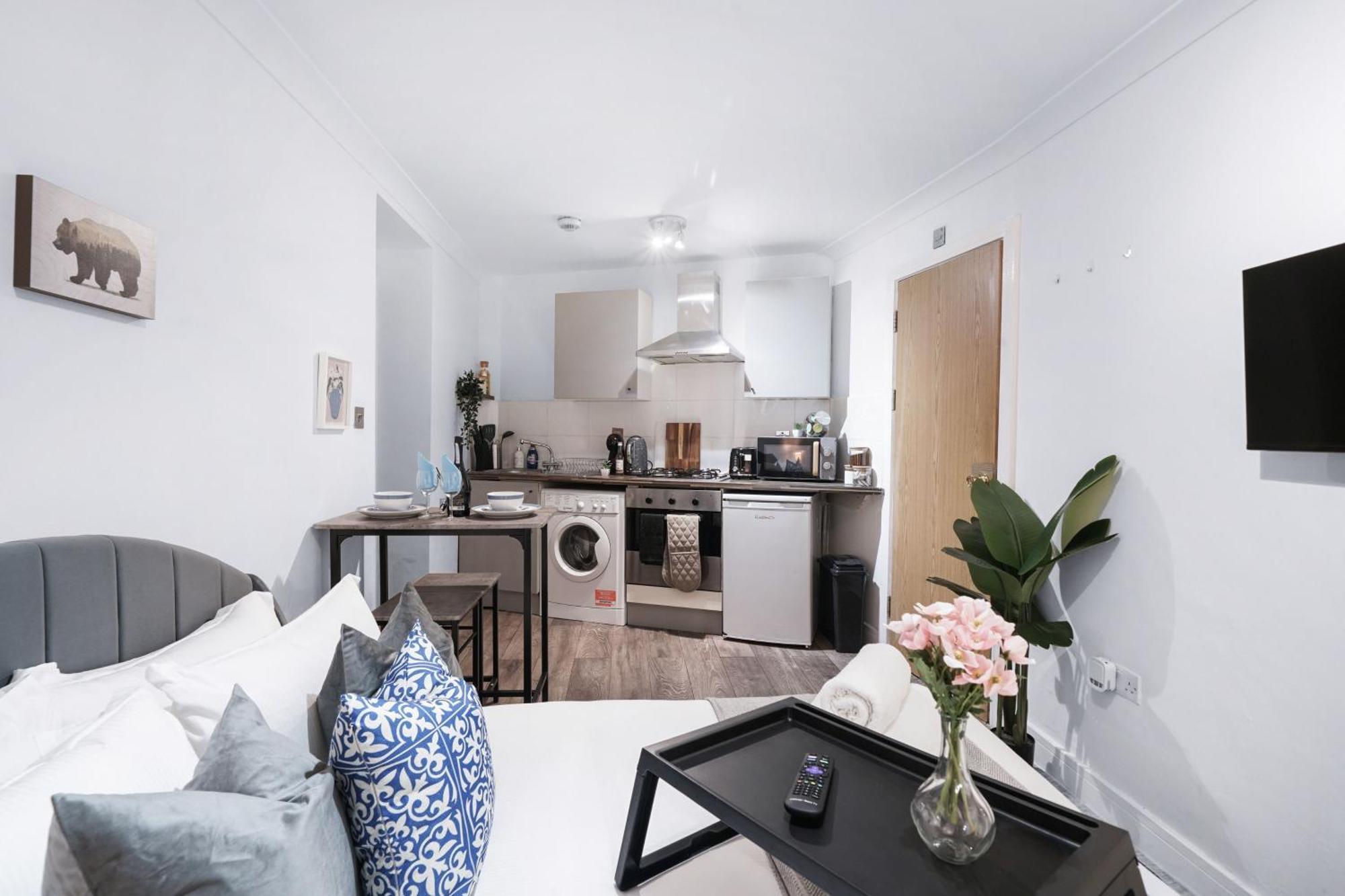 Affordable One Bedroom & In Appartement