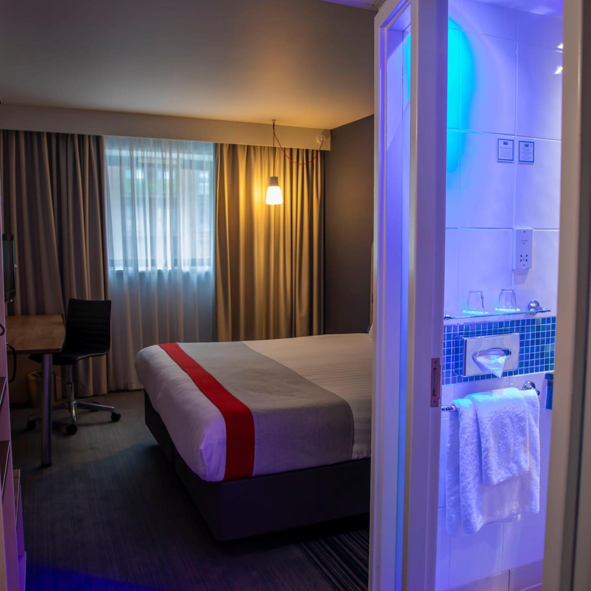 Express Royal Docks By Ihg Hotell London