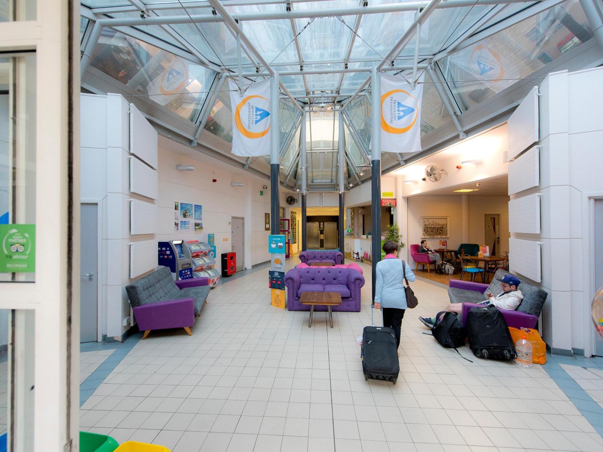 Yha Thameside Hostel