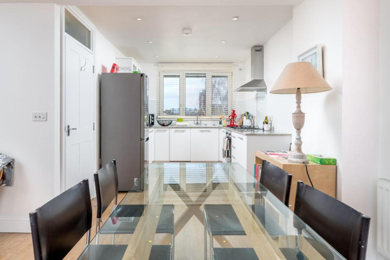 Apartment Stylish Flat Between Bridge & Tower Bridge *