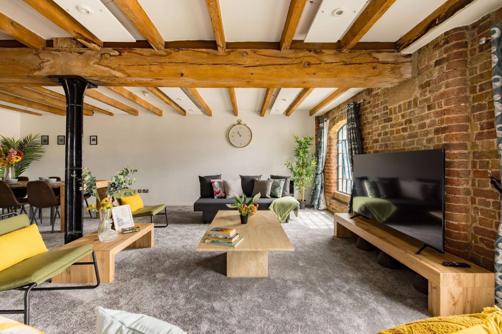 Appartement Wild Roses Serviced - Excel Warehouse 2