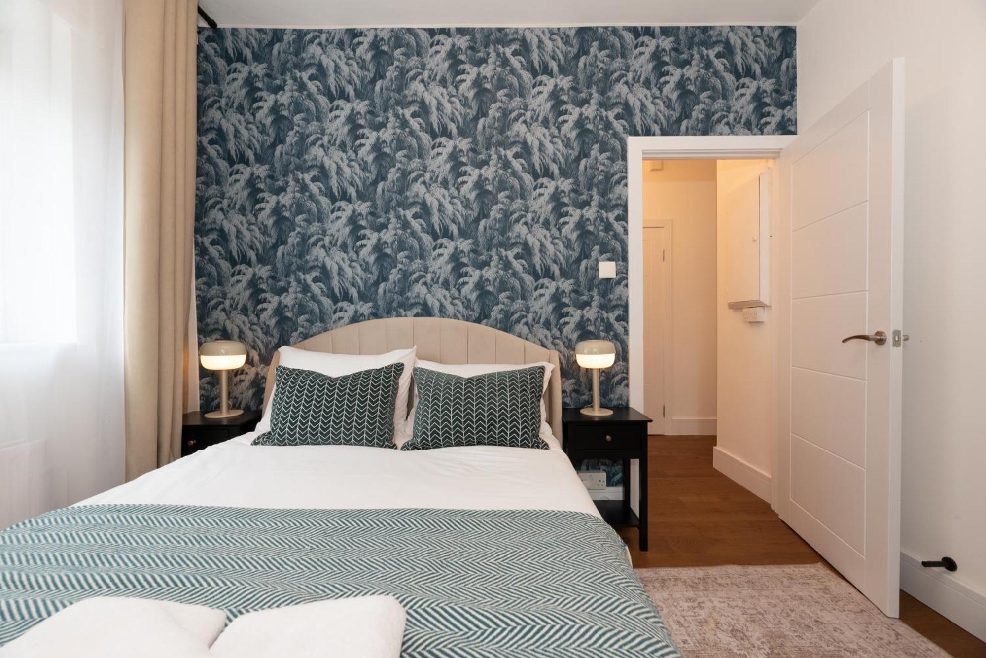 Stylish & Elegant 2-br Flat In Greenwich Lejlighed
