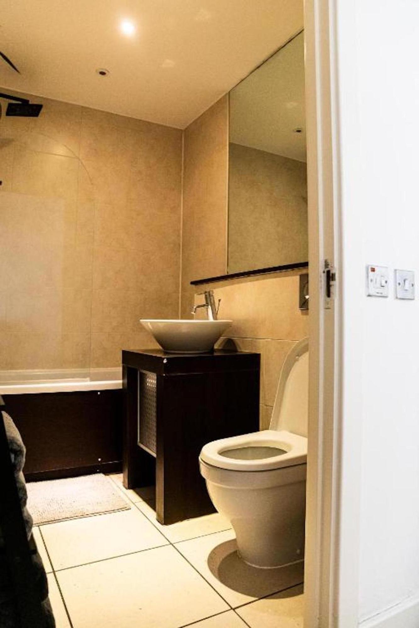 Appartement Whitechapel Two Bedroom Luxury - Free Private Parking - Views