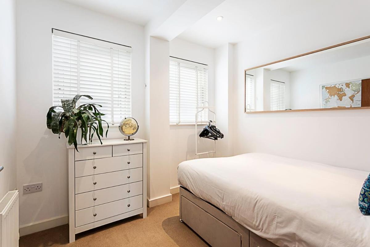 3 Bed Luxury Penthouse In Shoreditch Lägenhet London