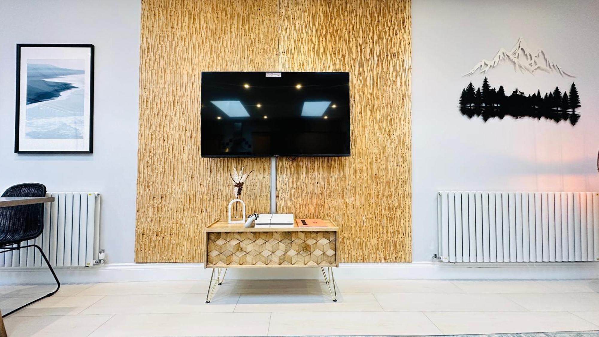 Holiday home Isleworth House By Smart Corporate