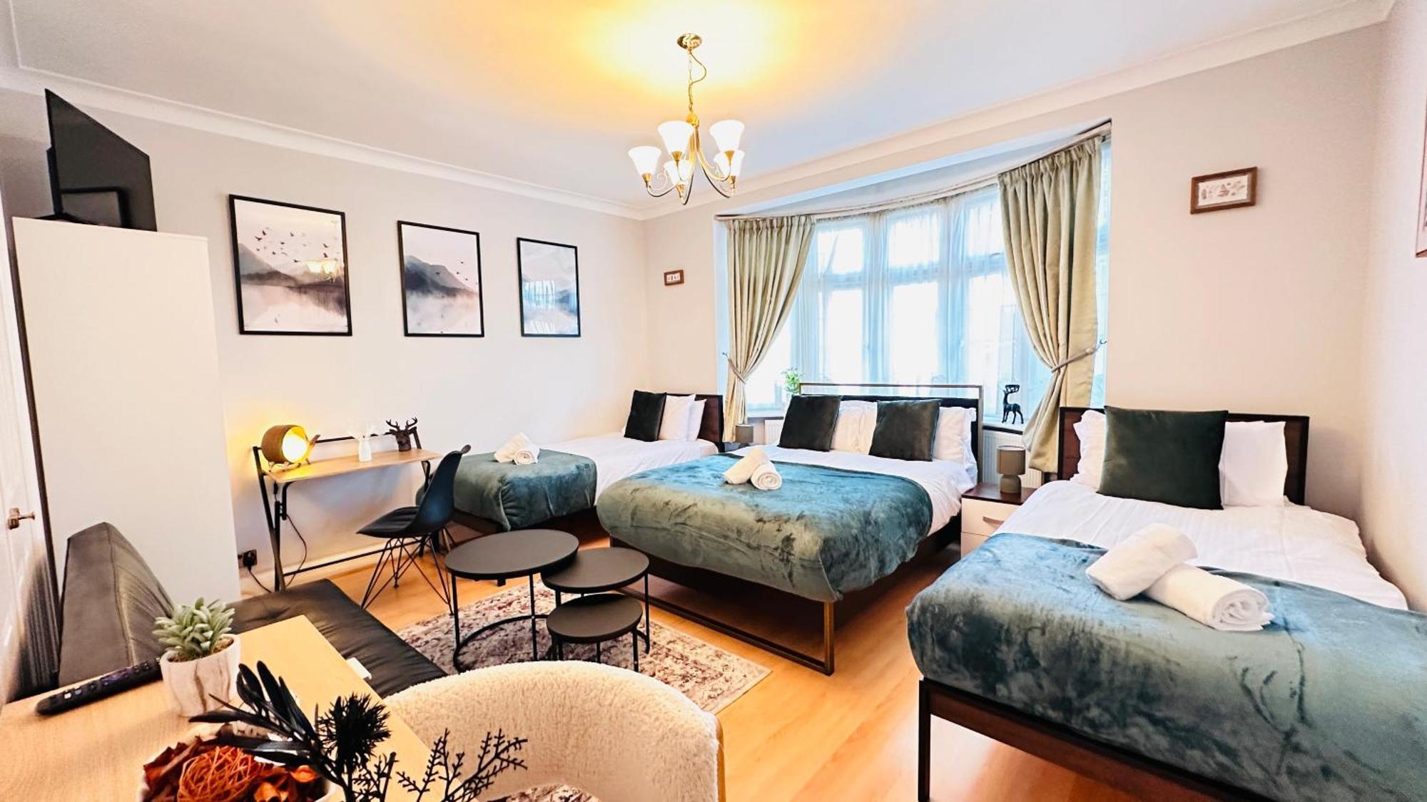 Isleworth House By Smart Corporate Holiday home *