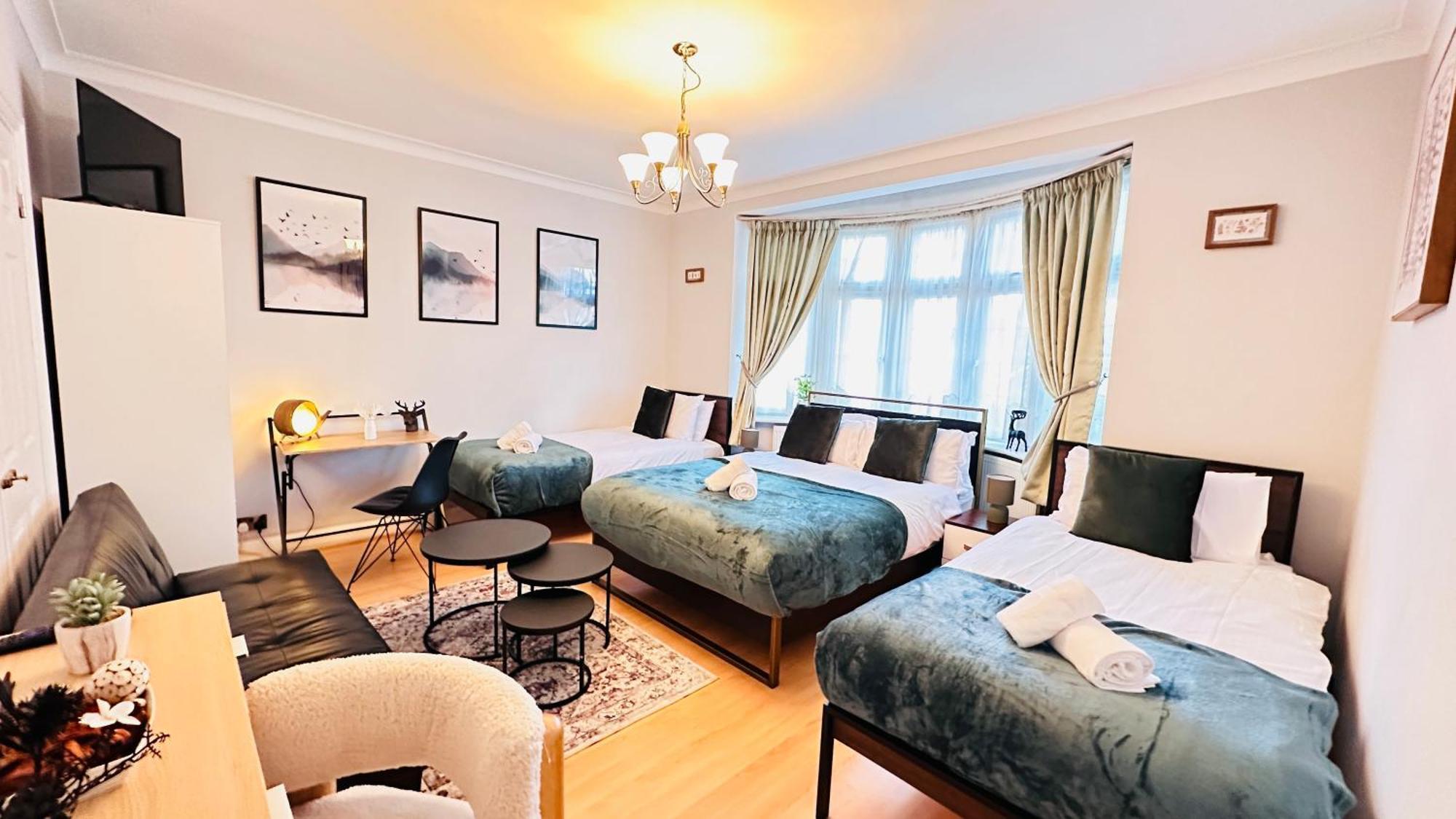 Holiday home Isleworth House By Smart Corporate *