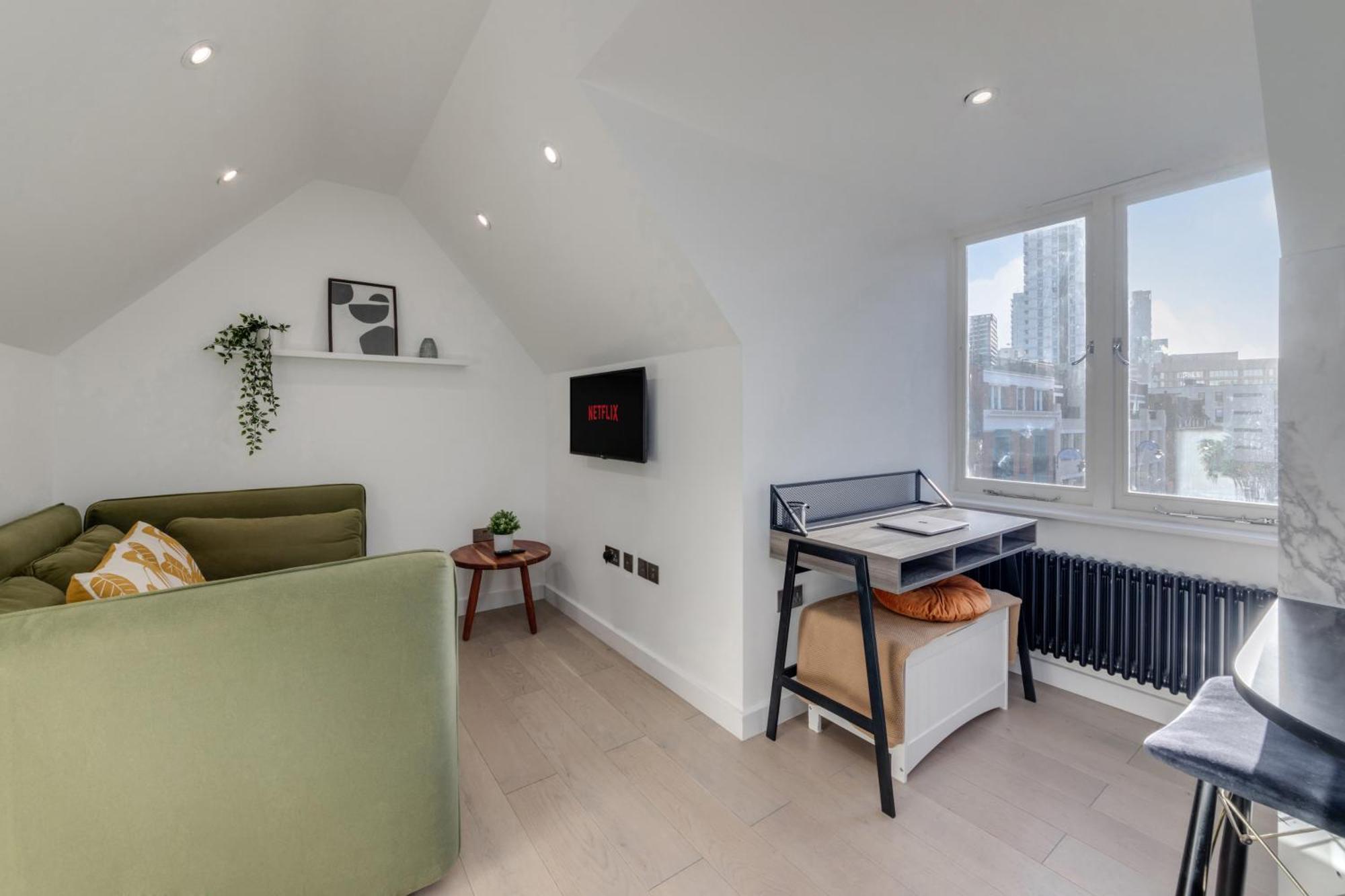 Appartamento 1 Bedroom Penthouse - Shoreditch, By The Perfect Londra