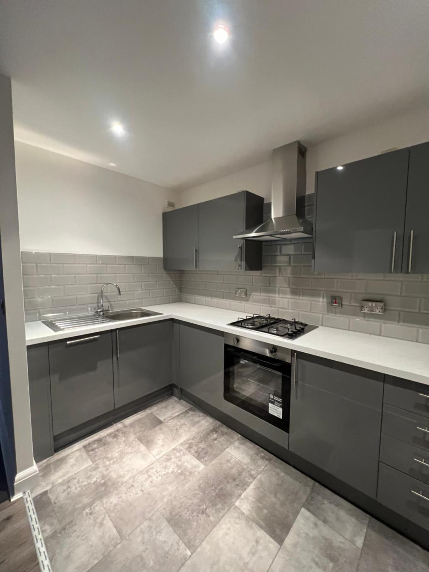 With Shared Kitchen And Living In South East By The Riverside * Londen