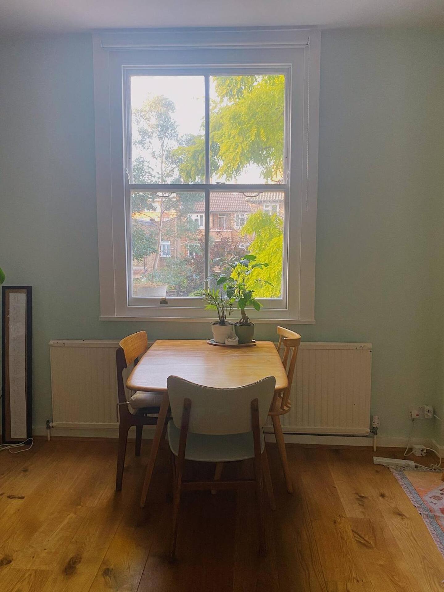 Beautiful 1 Bedroom Near Fields And Victoria Park