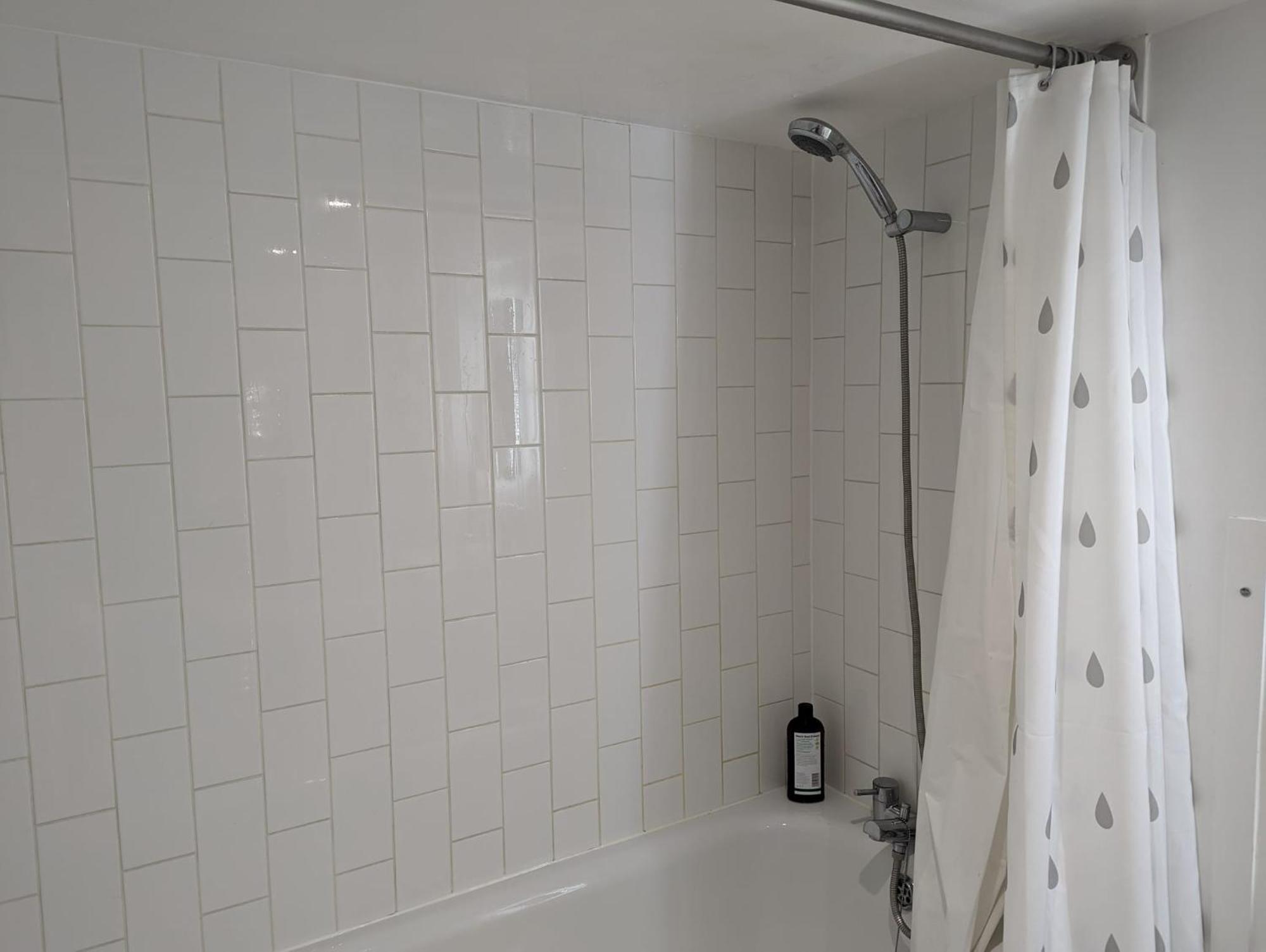 Bright And Spacious Victorian Conversion Leilighet London