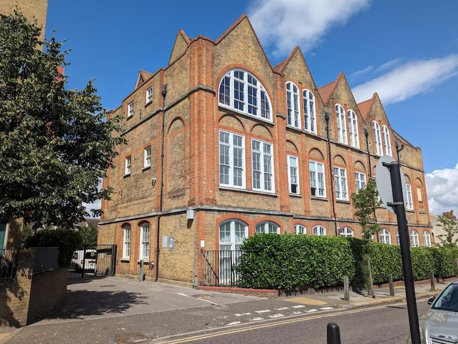 Bright And Spacious Victorian Conversion Leilighet