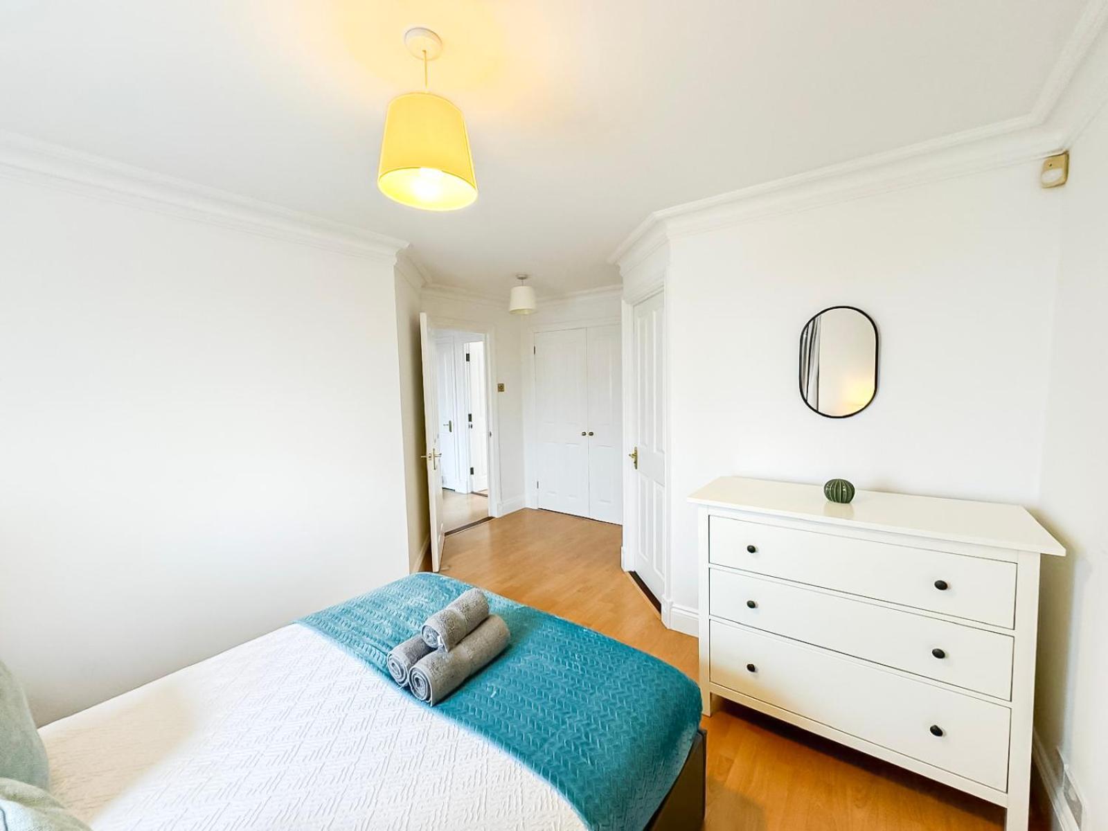 Lejlighed 3 Bedroom Flat With Free Secured Parking In Borough Near The Shard, Bermondsey