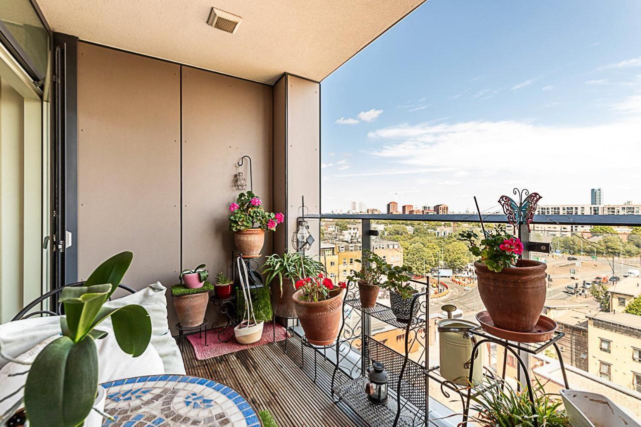 Apartment Canary Wharf Retreat With Scenic Balcony Views *