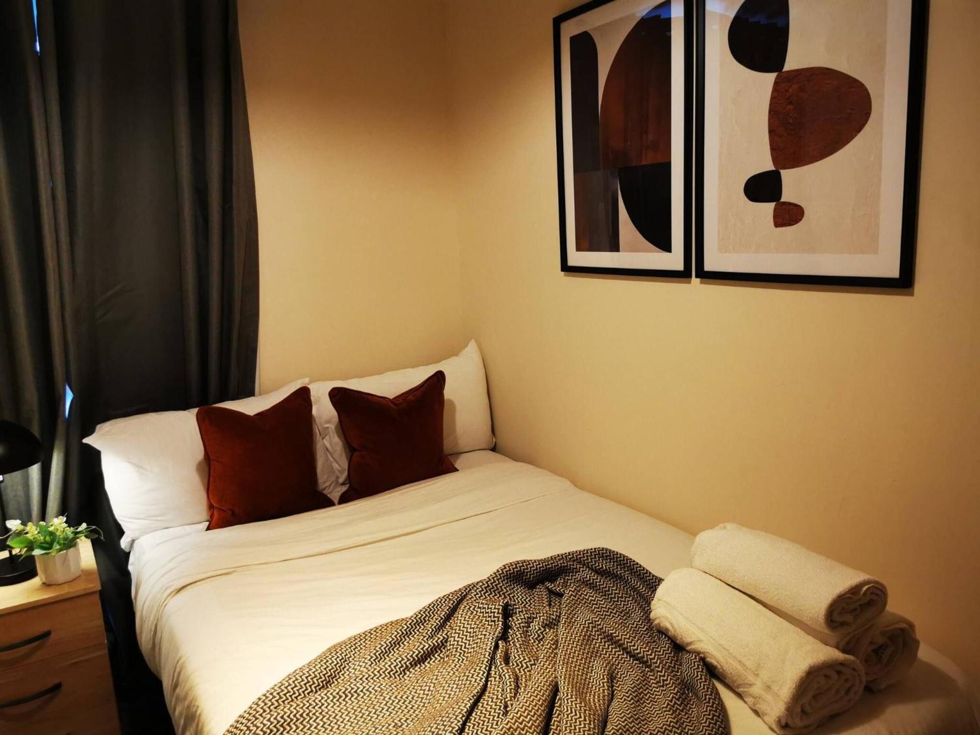 Cozy Near O2 Arena Holiday home