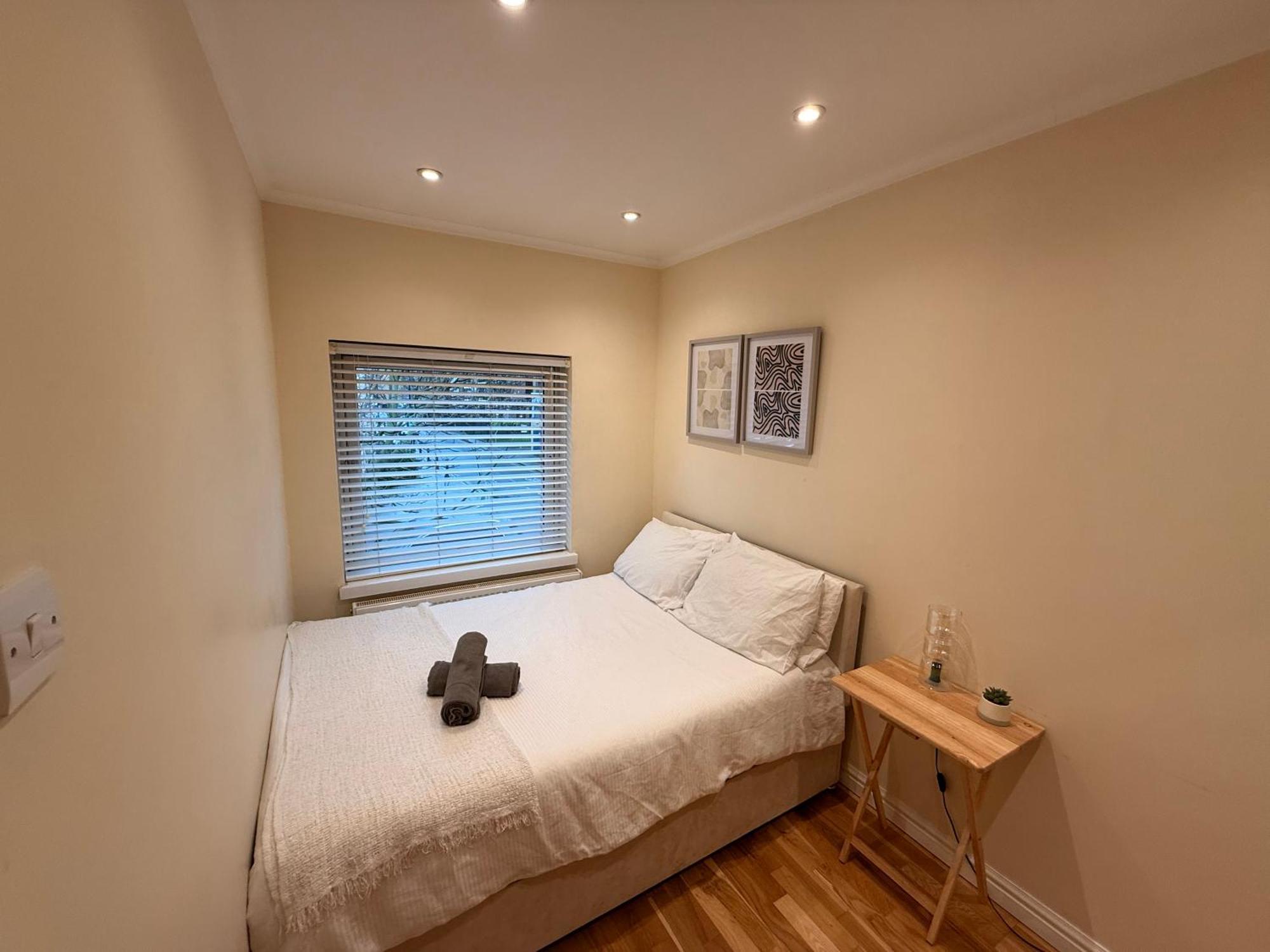 Two Bedroom Flat In The Heart Of Lejlighed London