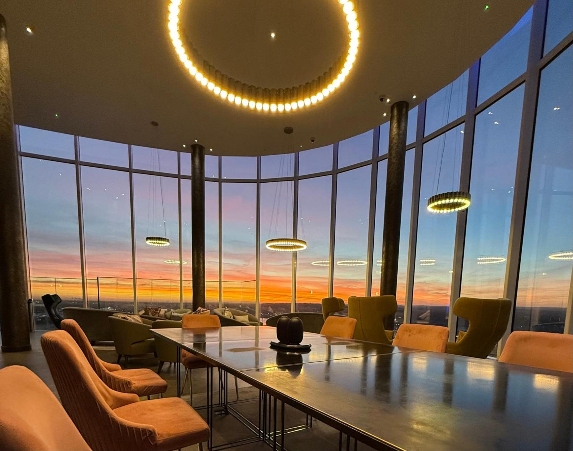 Luxury Modern 2 Bed Flat With Balcony And View - Canary Wharf Center Apartment London